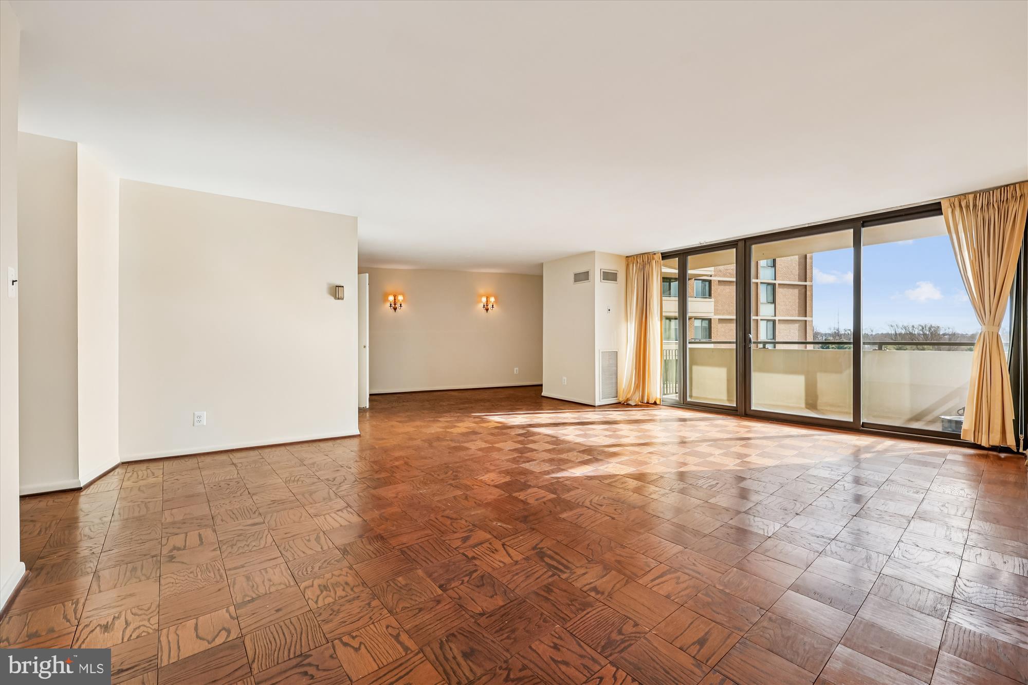 4620 NORTH PARK AVE - Residential