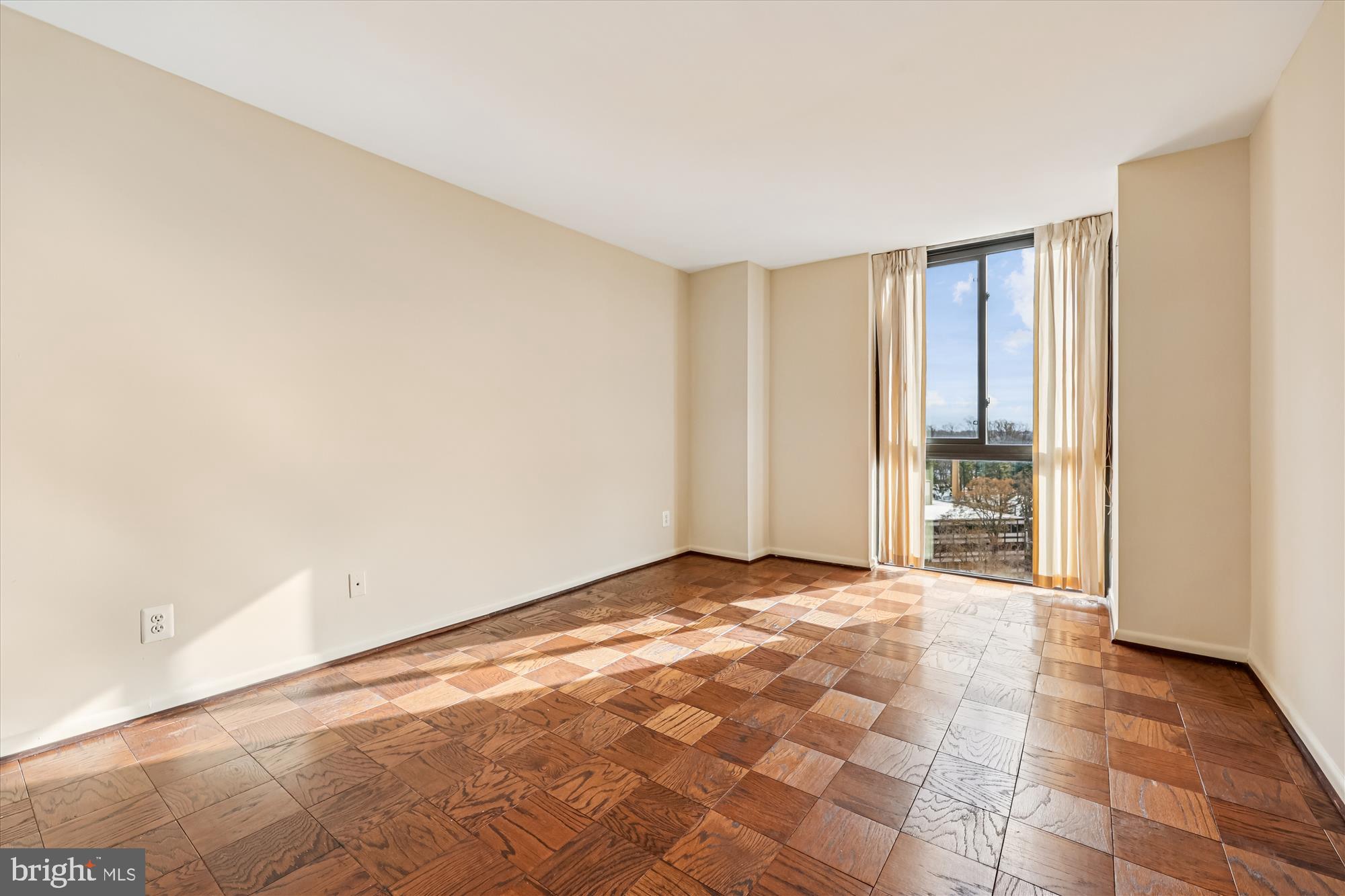 4620 NORTH PARK AVE - Residential