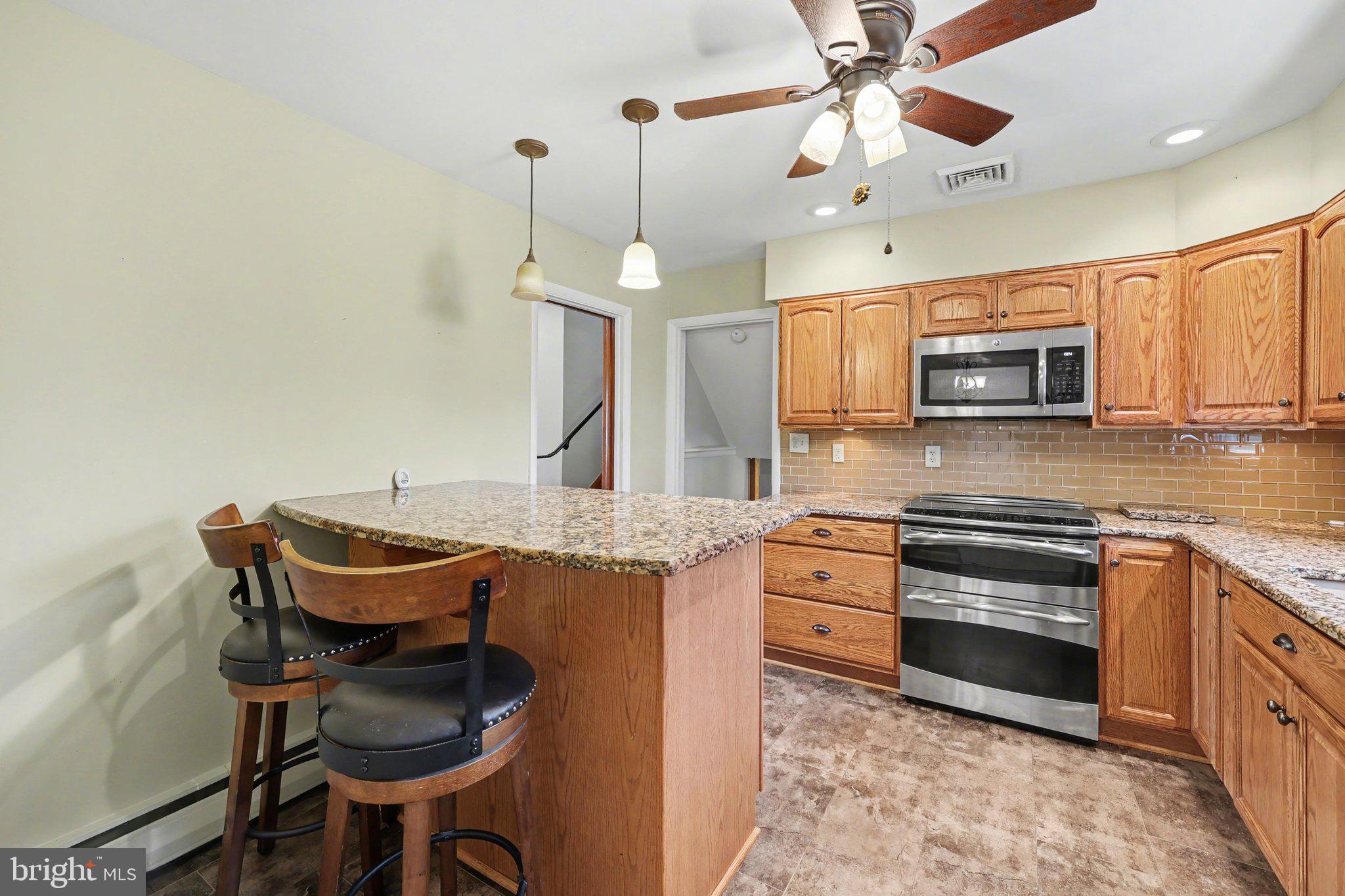 COUNTRY CLUB PARK - Residential