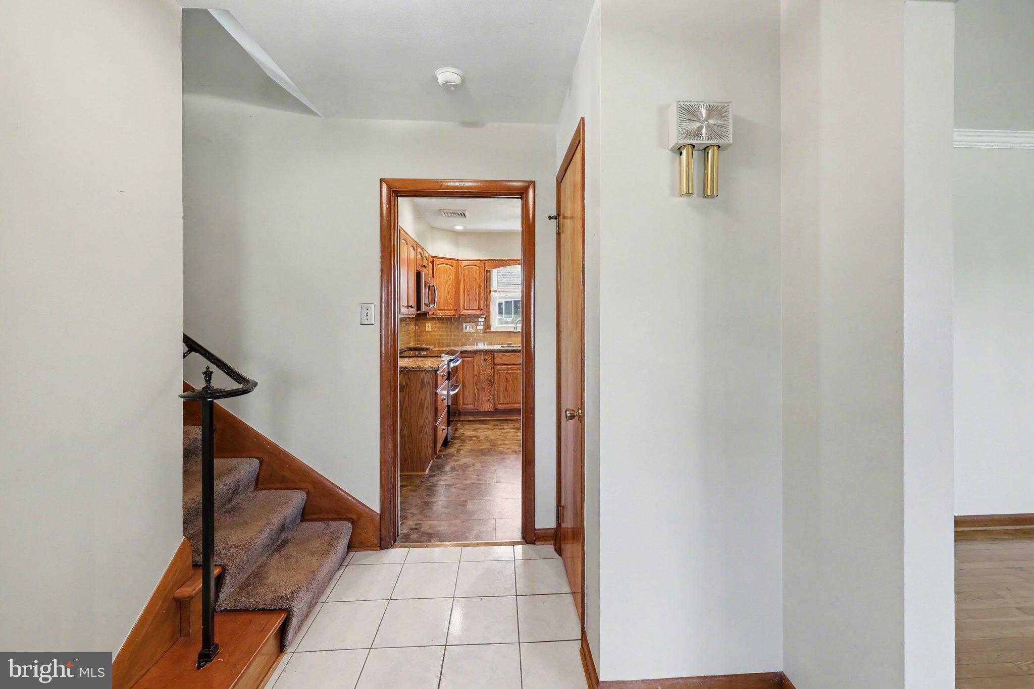 COUNTRY CLUB PARK - Residential