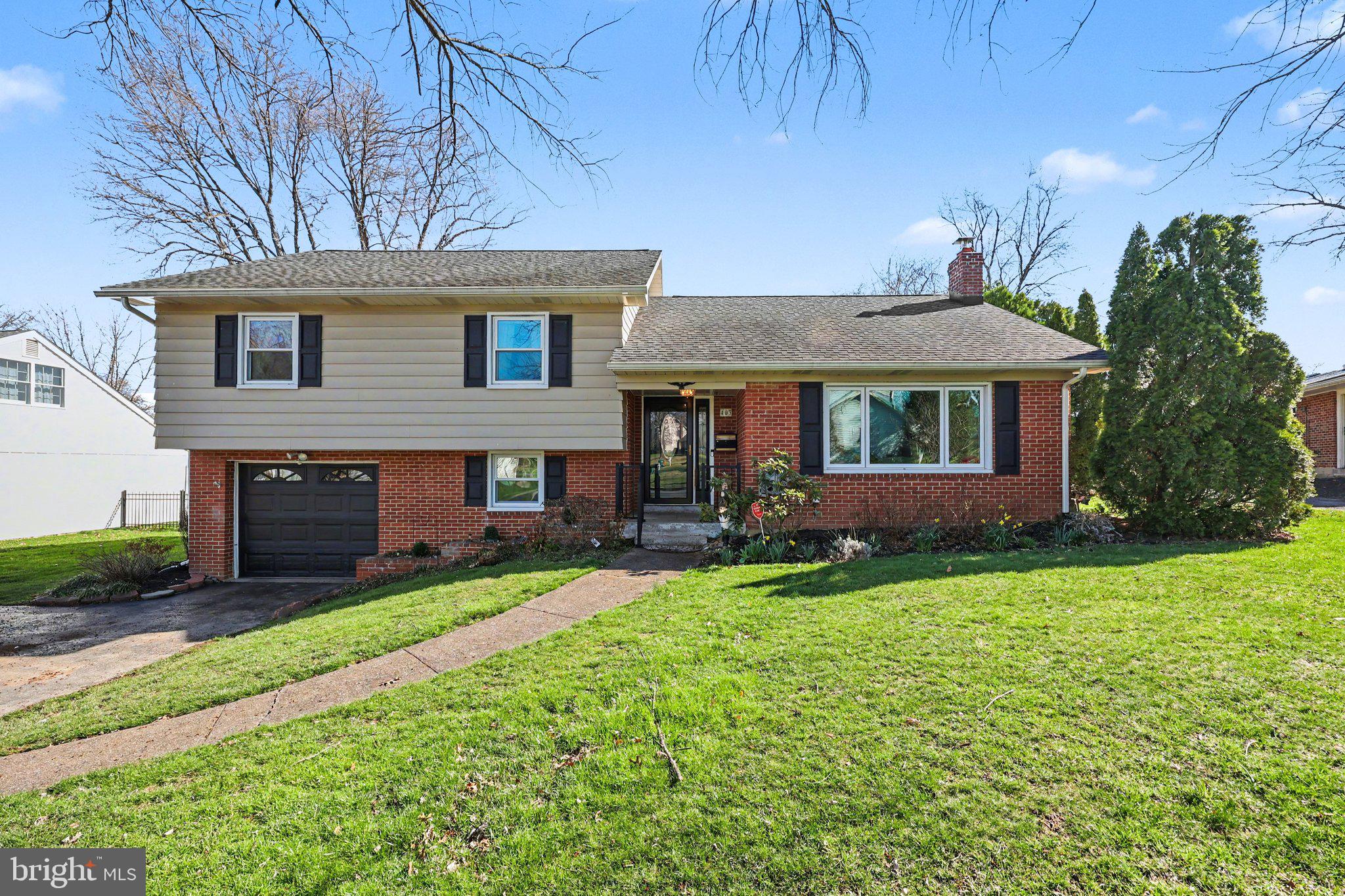 COUNTRY CLUB PARK - Residential