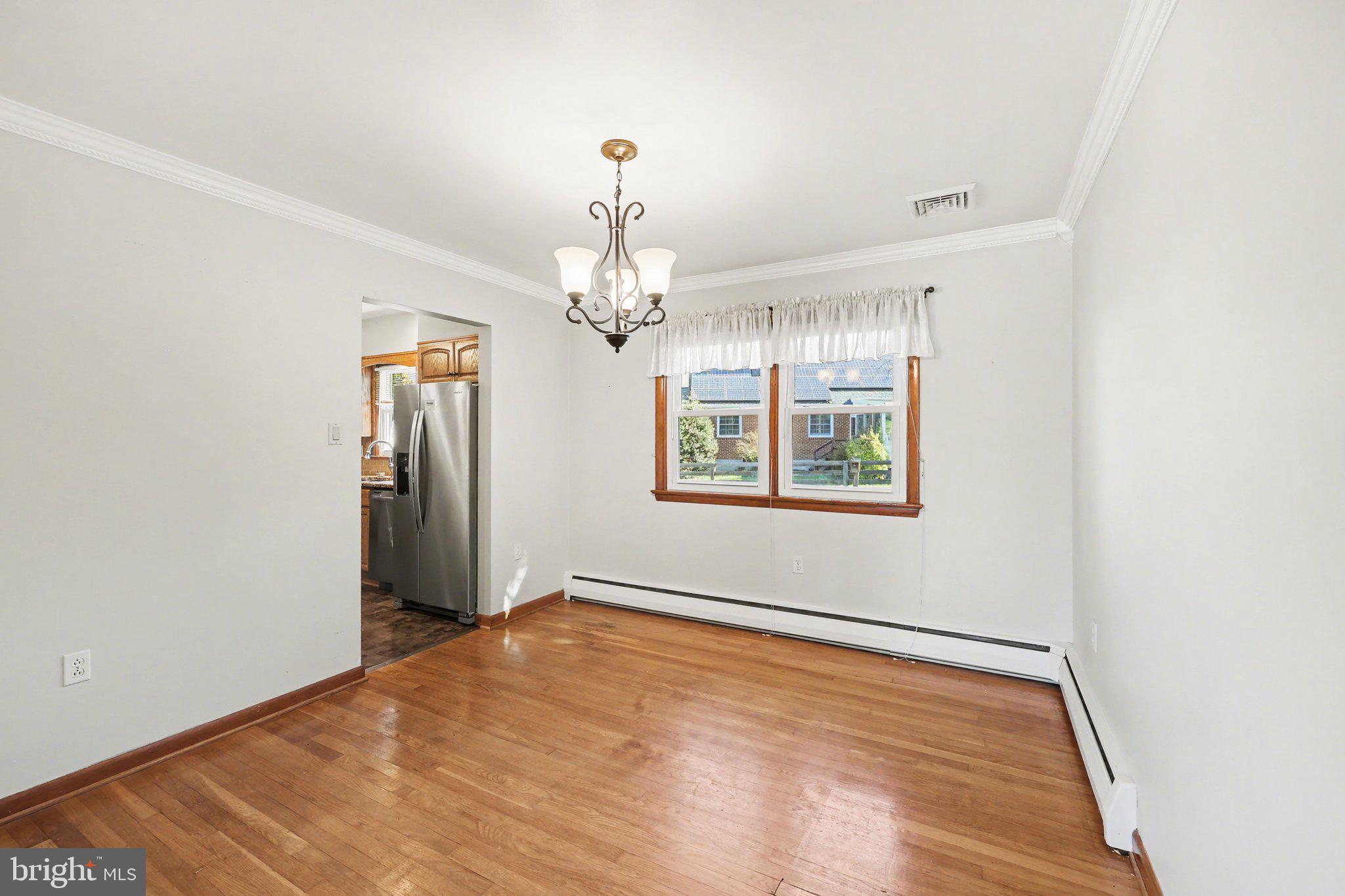 COUNTRY CLUB PARK - Residential