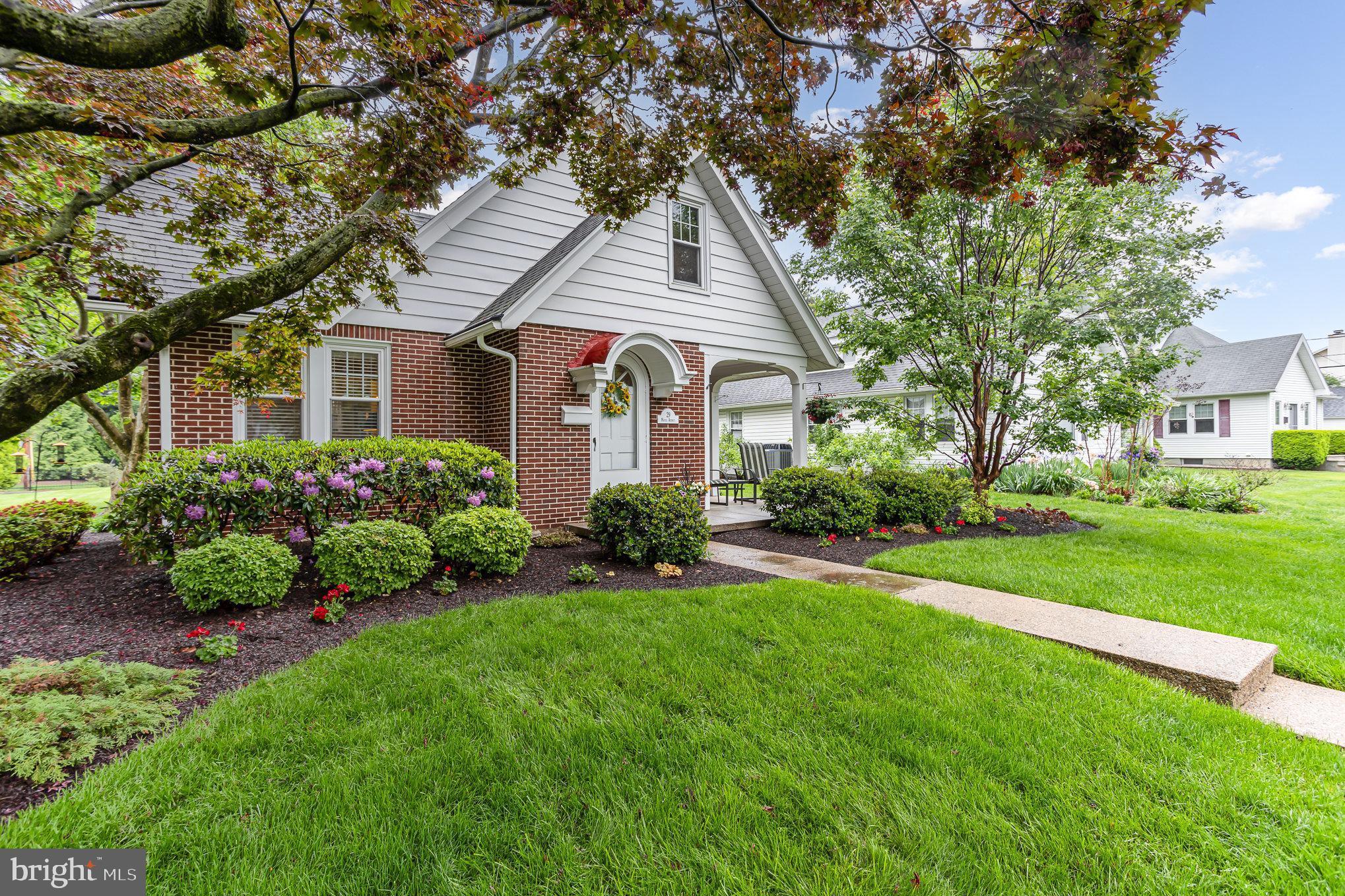29 MAPLE AVENUE