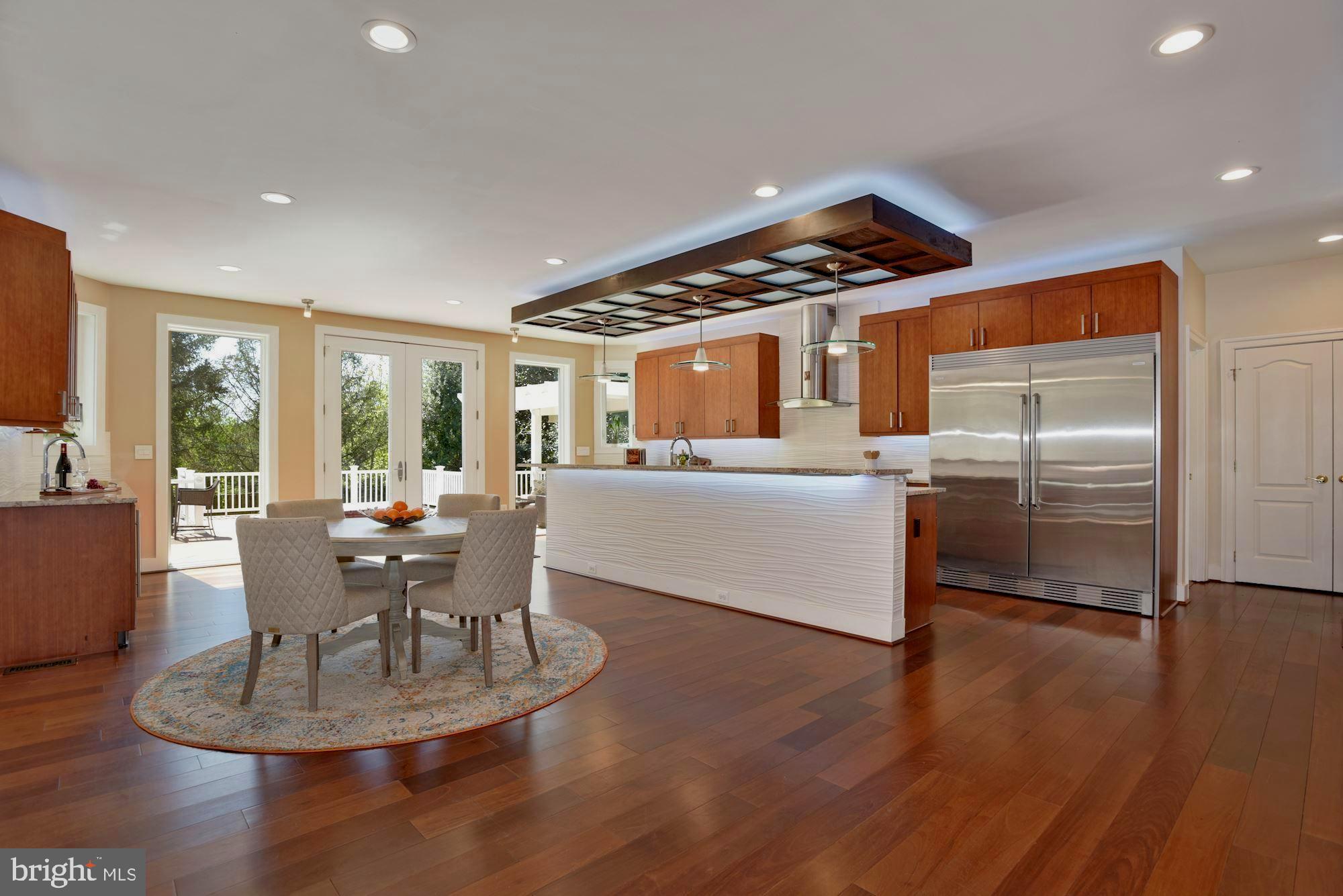 WAPLES GLEN - Residential