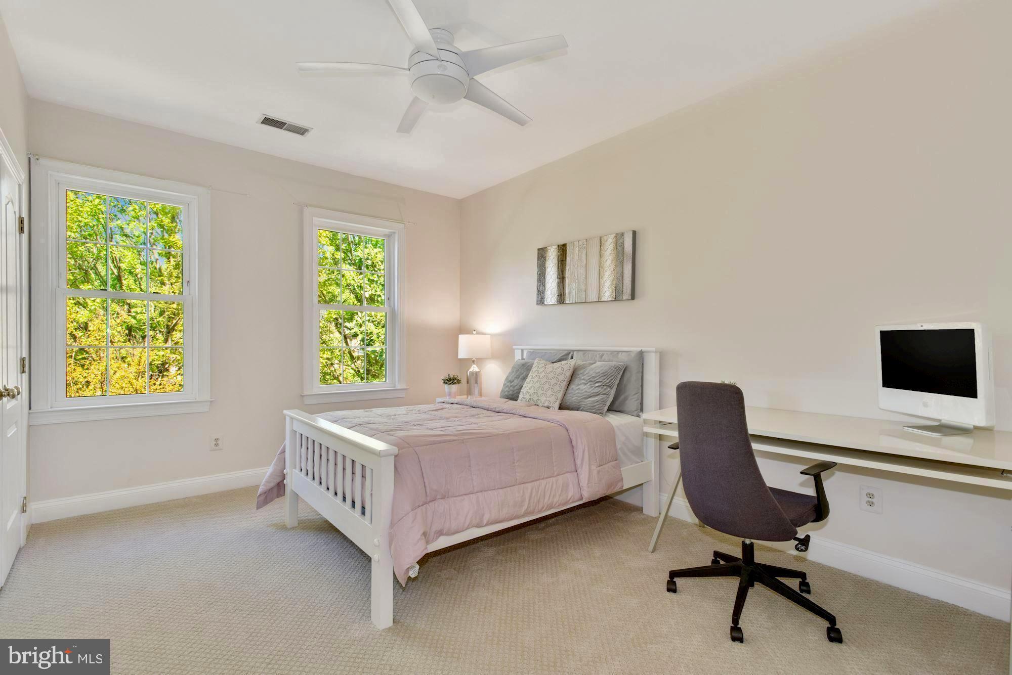 WAPLES GLEN - Residential