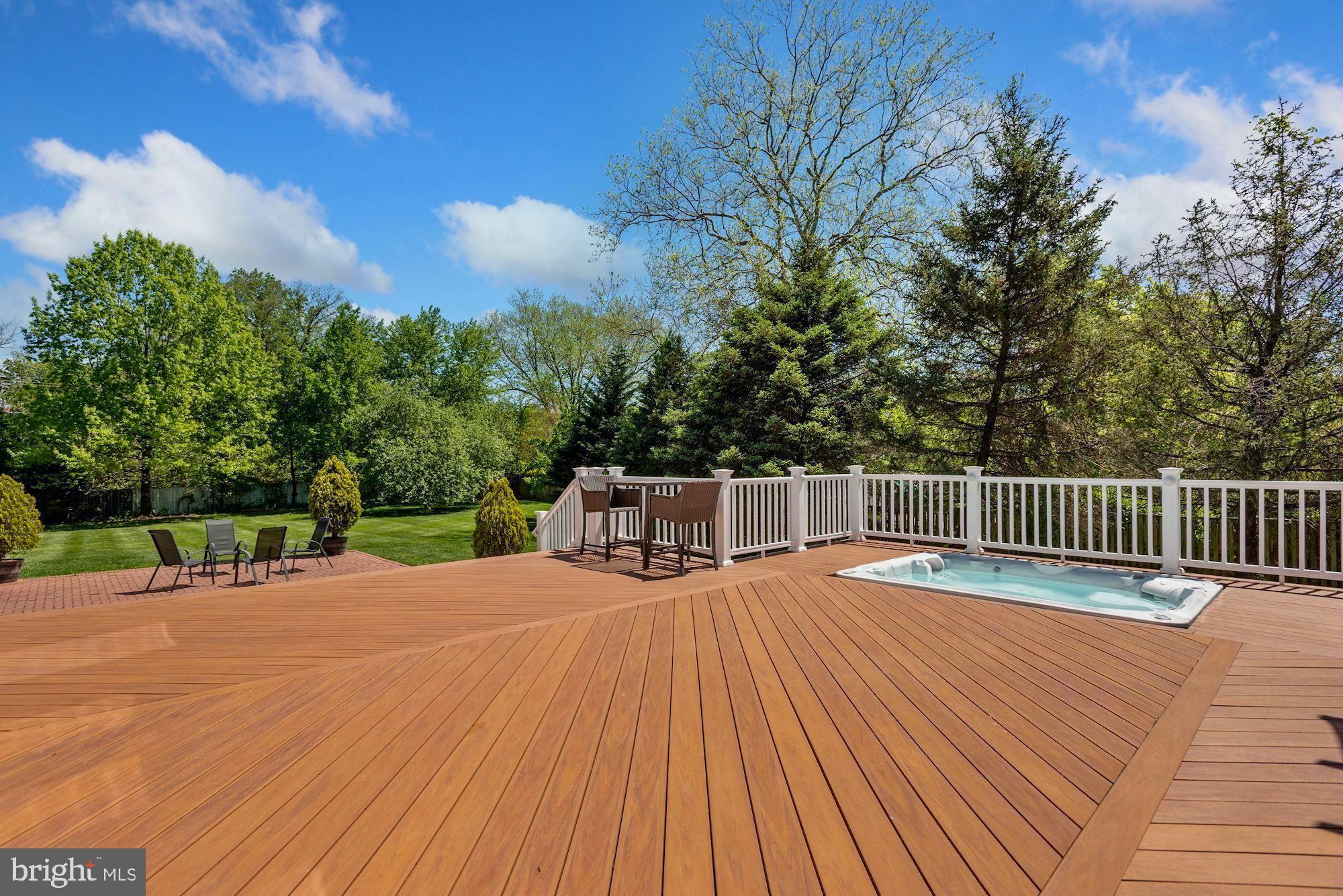 WAPLES GLEN - Residential