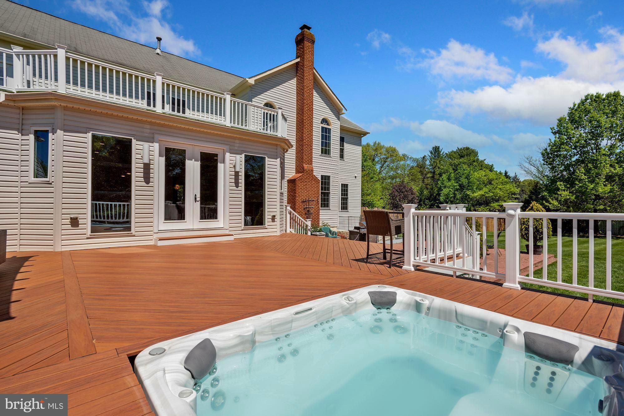 WAPLES GLEN - Residential