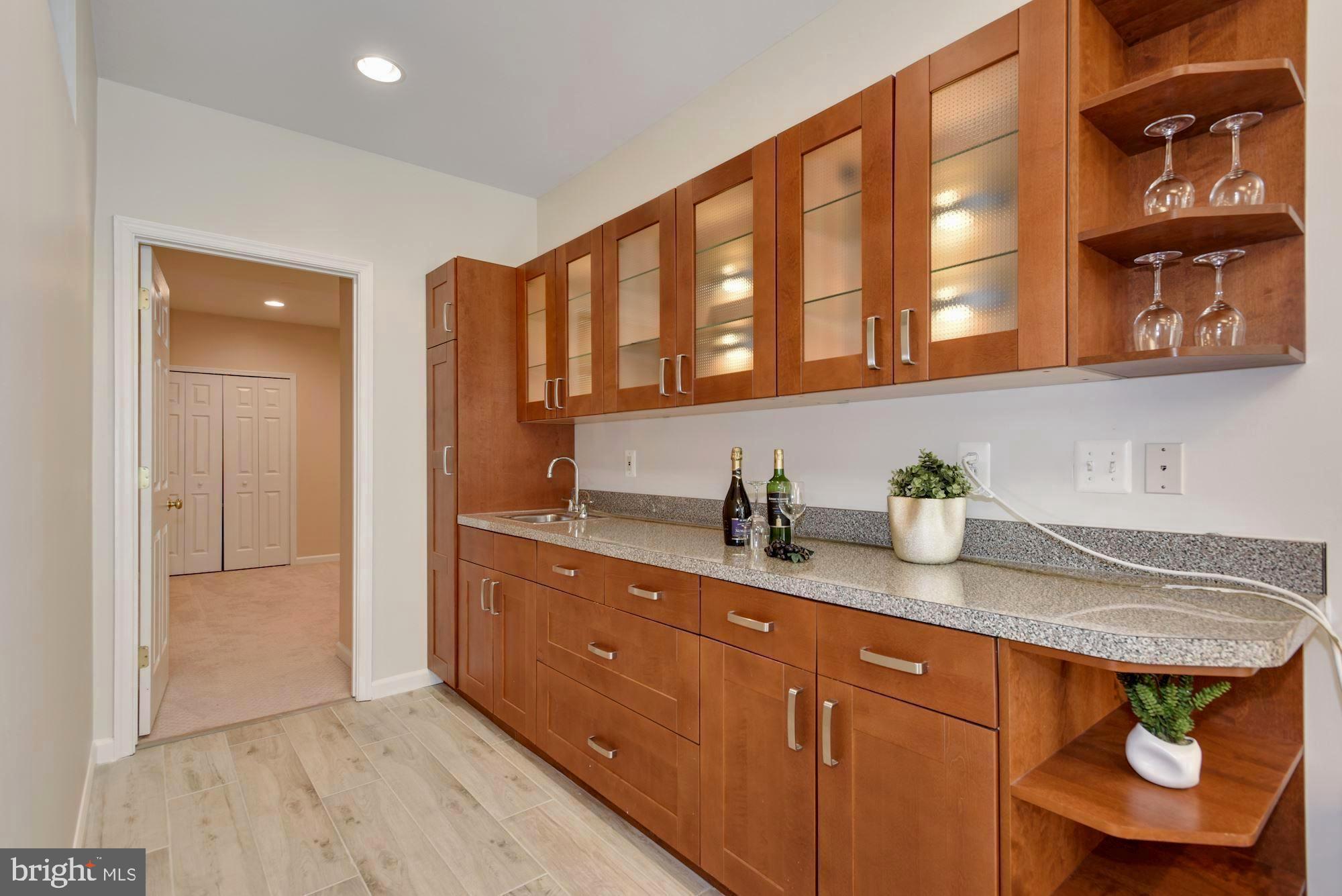 WAPLES GLEN - Residential