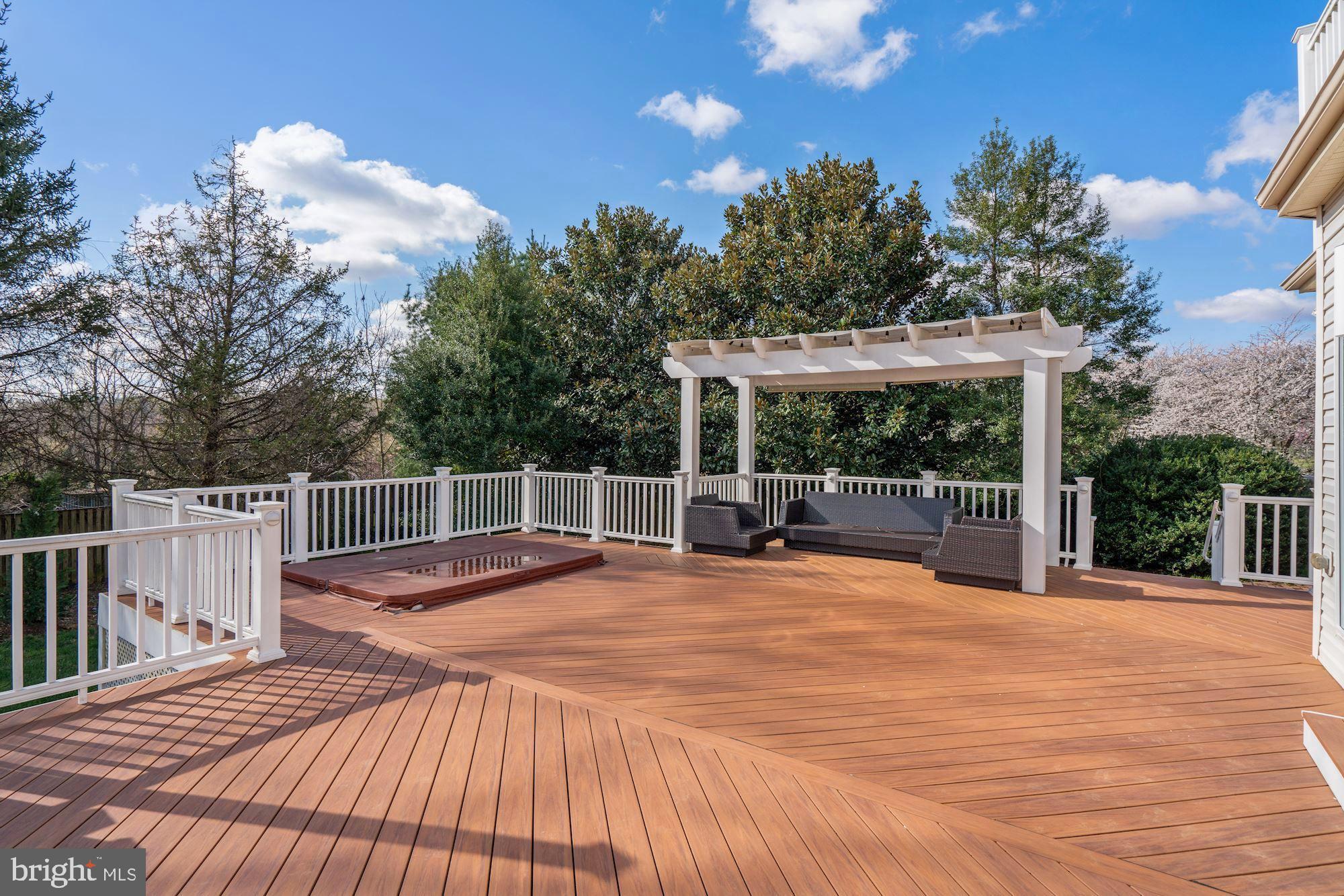 WAPLES GLEN - Residential