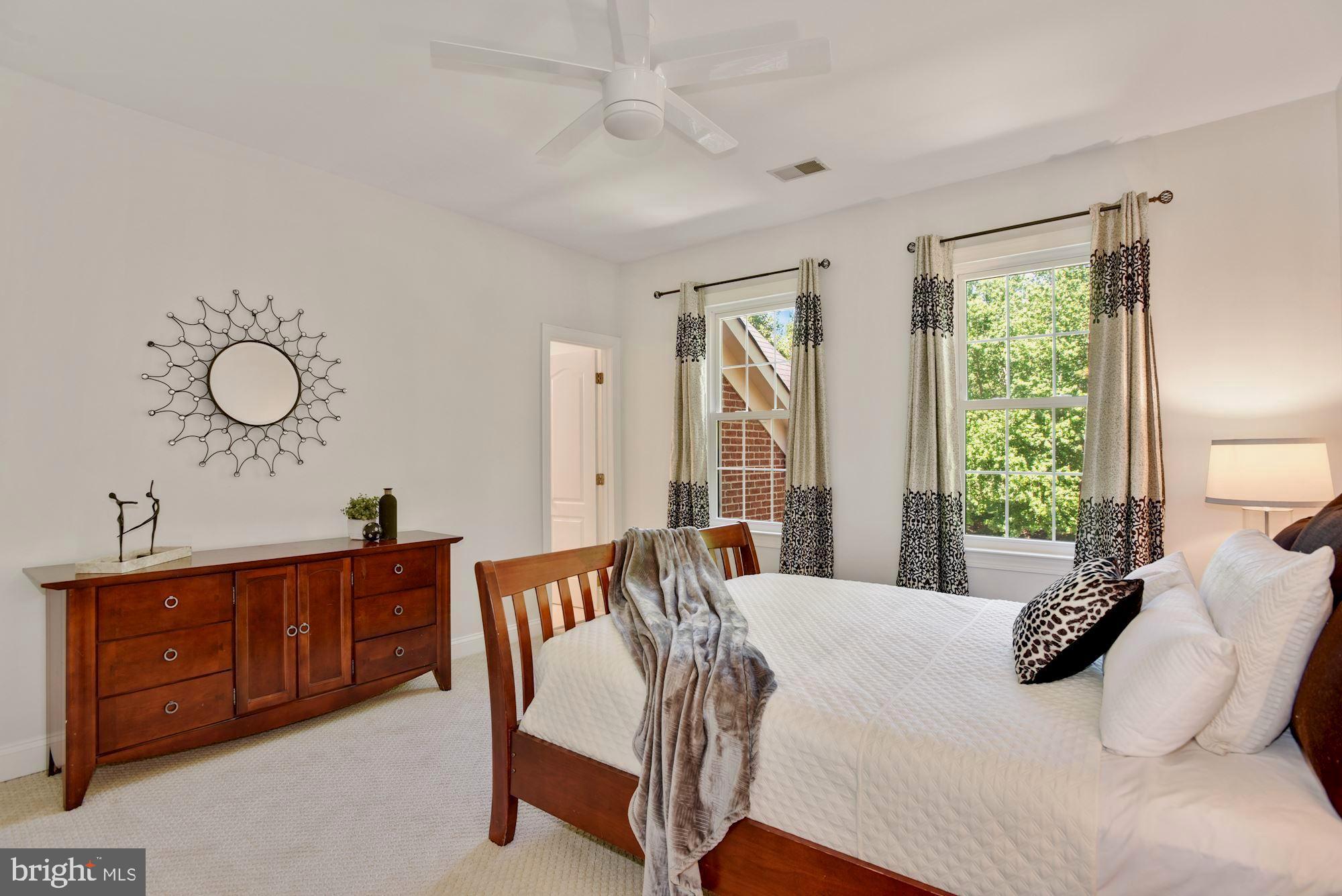 WAPLES GLEN - Residential