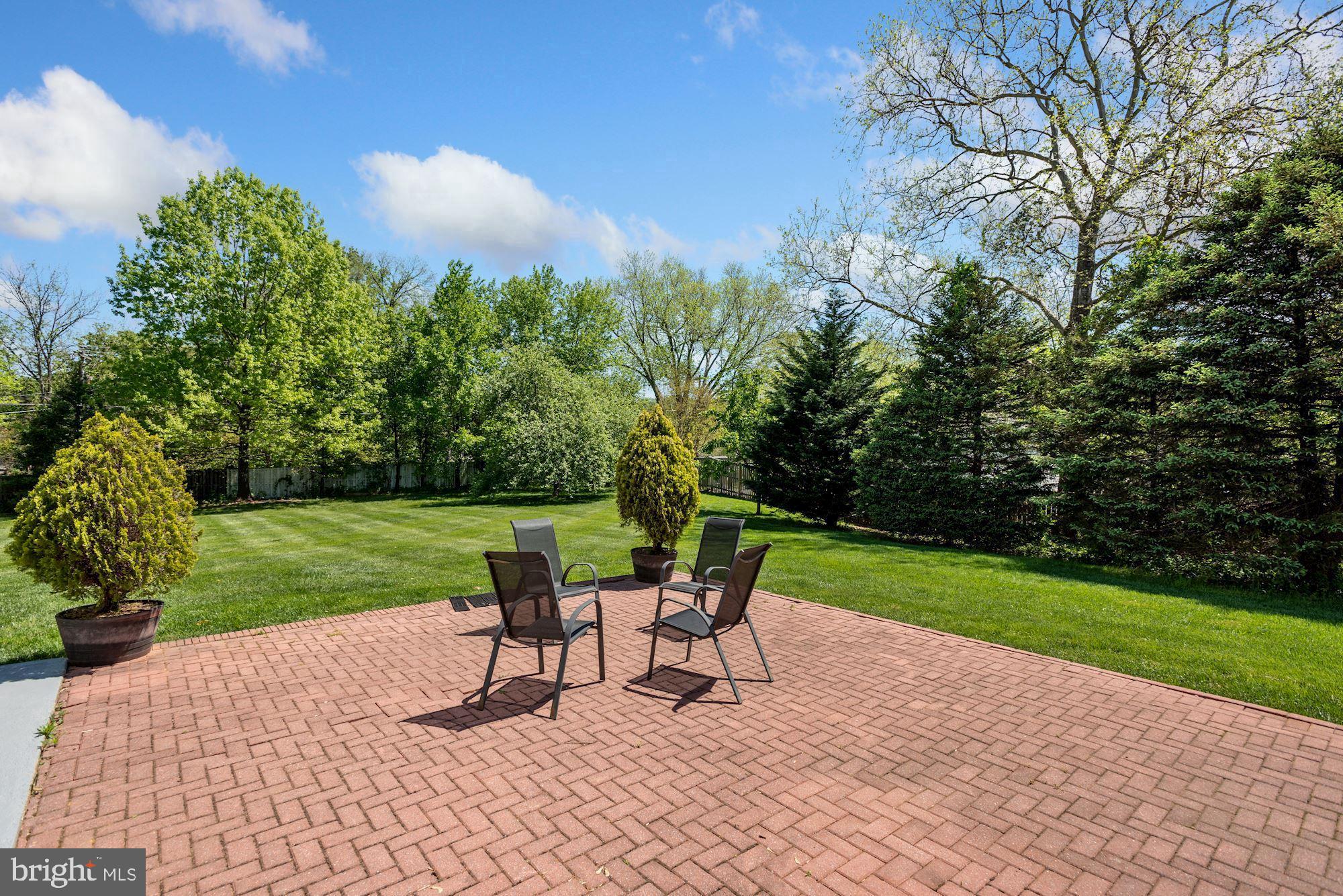 WAPLES GLEN - Residential