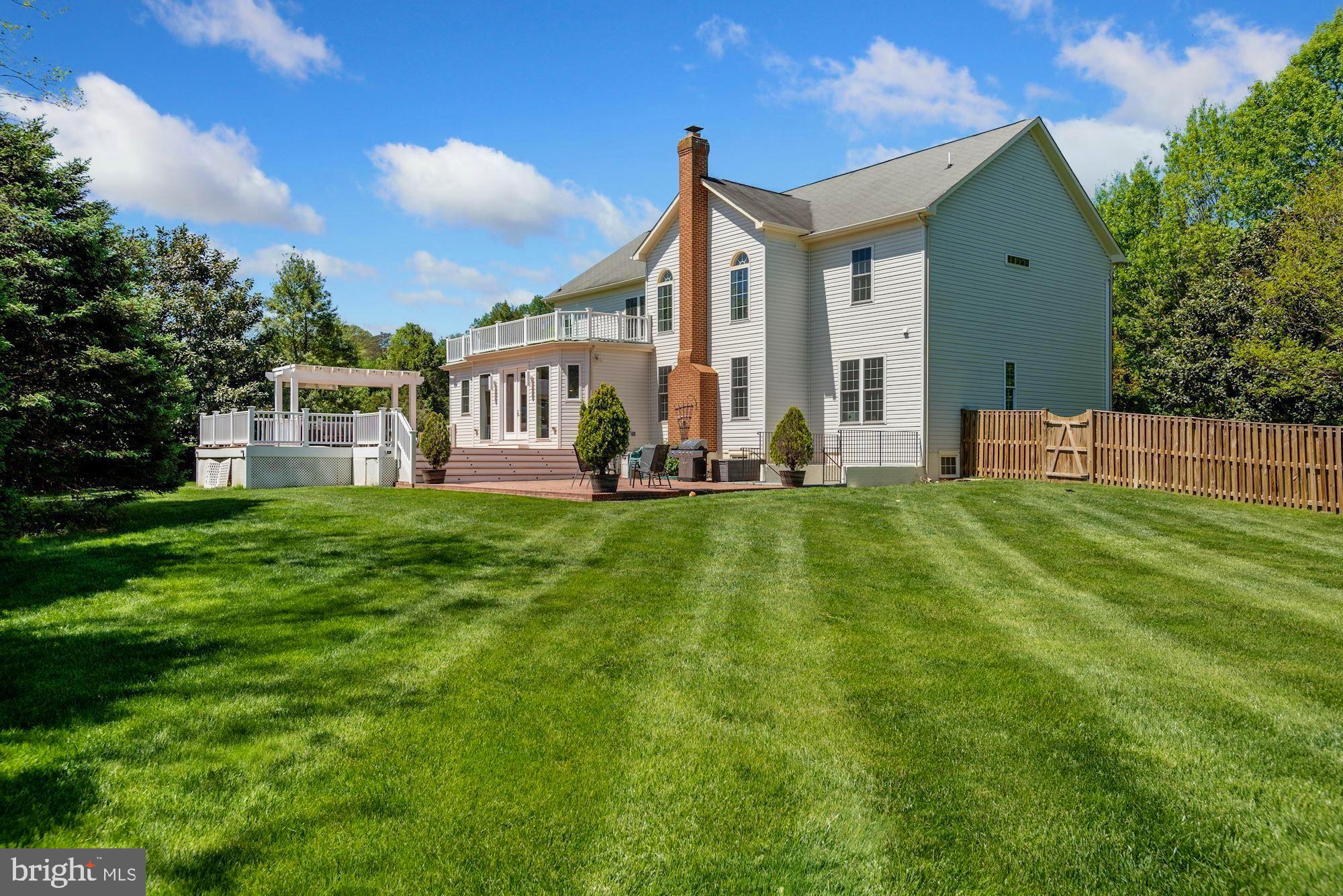 WAPLES GLEN - Residential