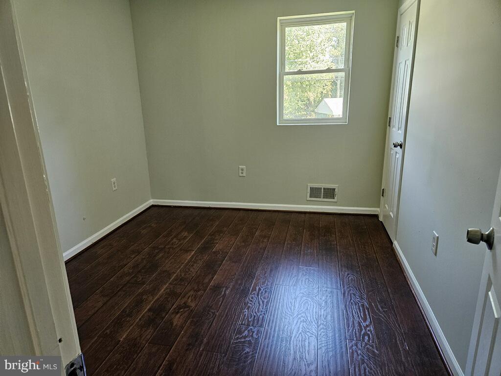 TEMPLE HILLS PARK - Residential