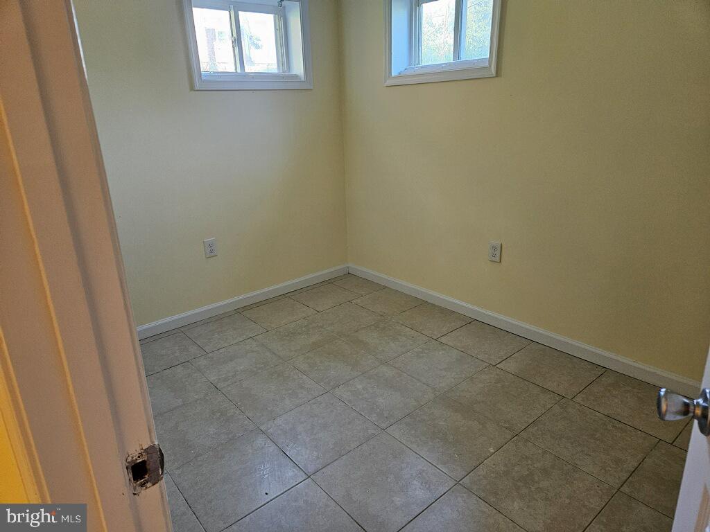 TEMPLE HILLS PARK - Residential