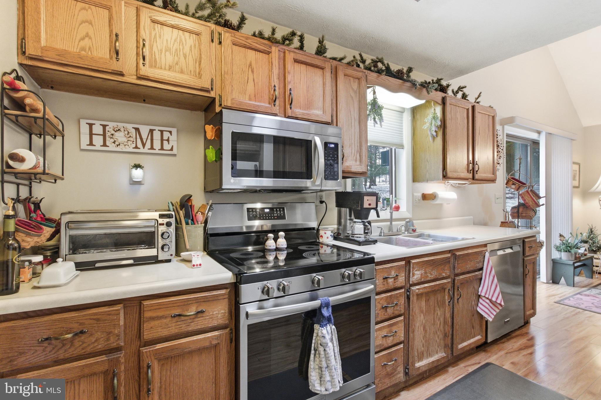 TREASURE LAKE - Residential