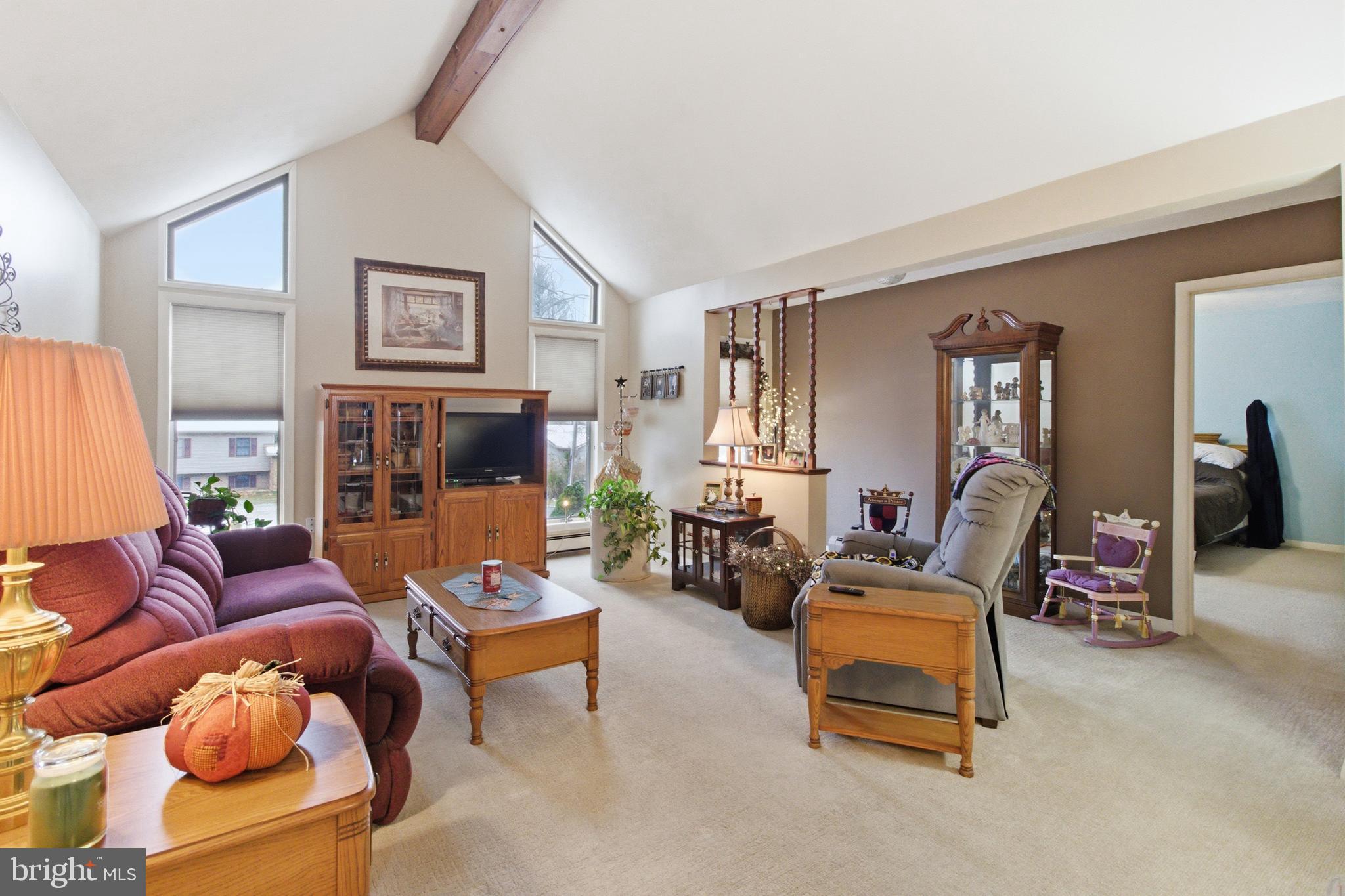 TREASURE LAKE - Residential