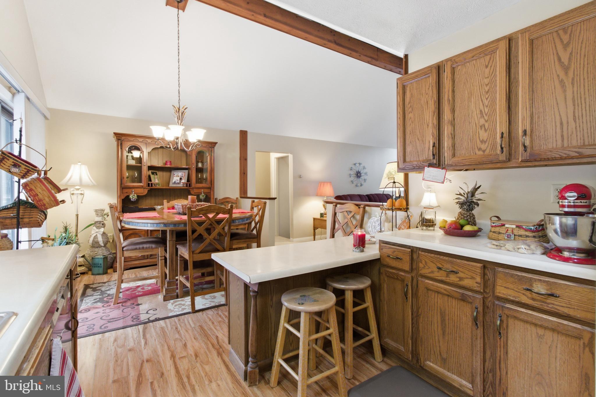 TREASURE LAKE - Residential