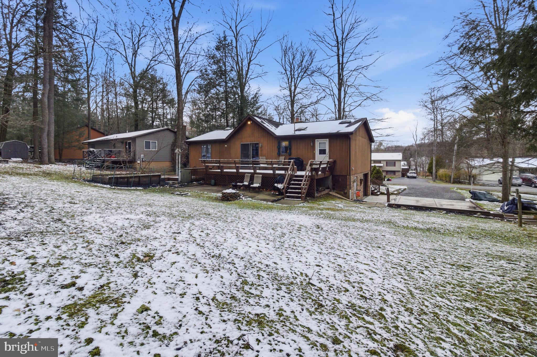 TREASURE LAKE - Residential