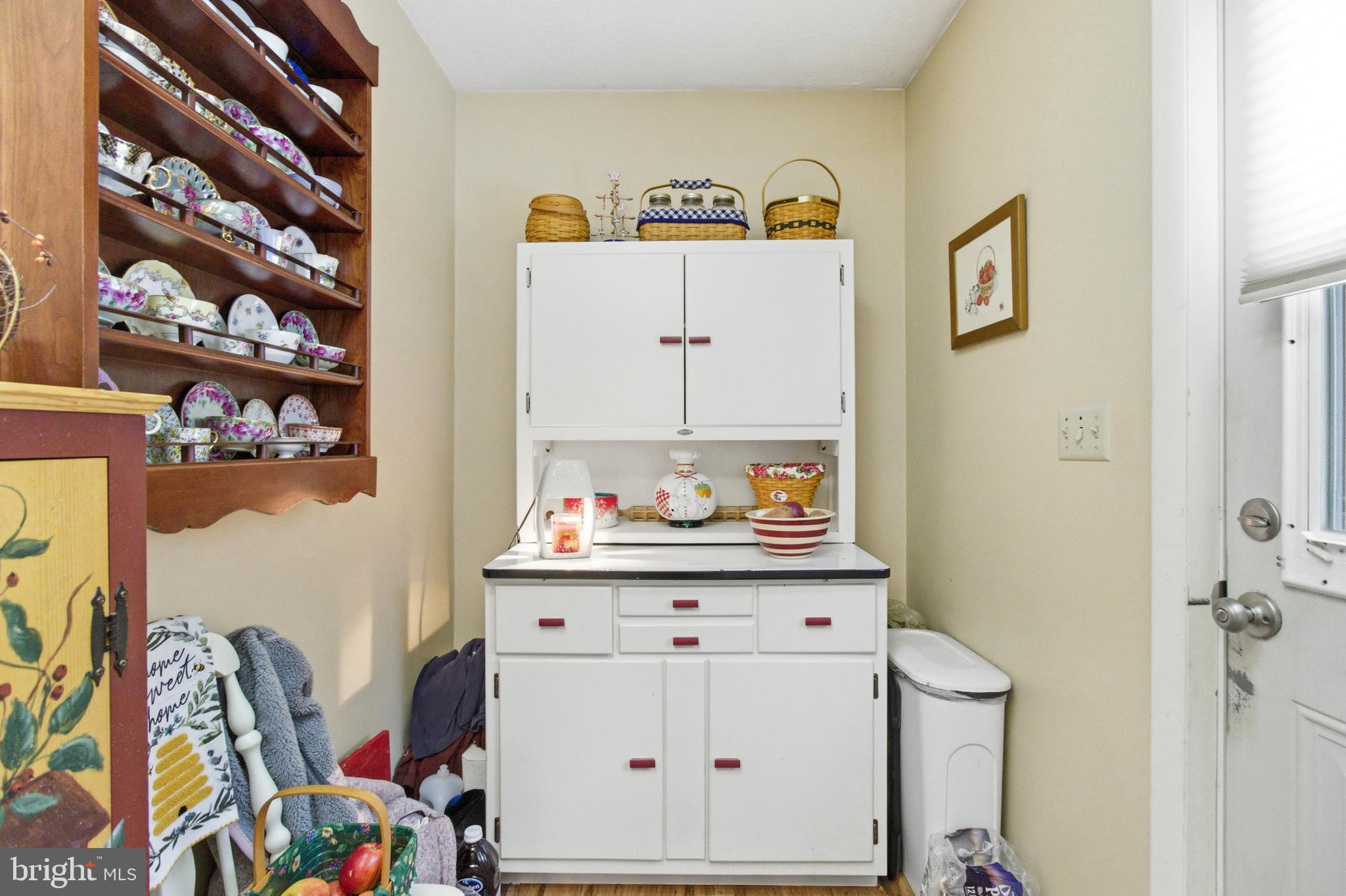 TREASURE LAKE - Residential