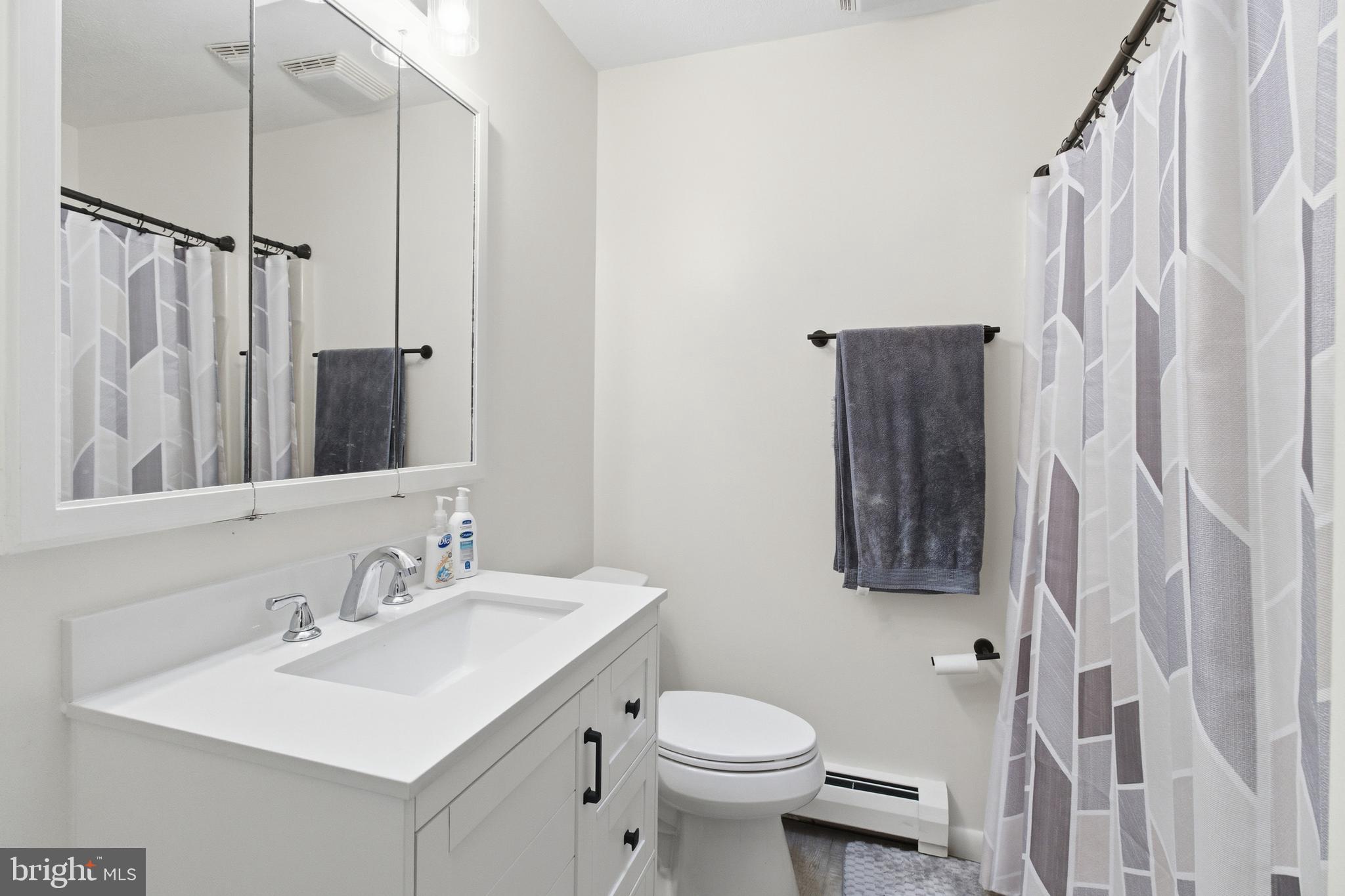 TREASURE LAKE - Residential