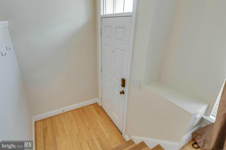 POTOMAC LAKES - Residential Lease