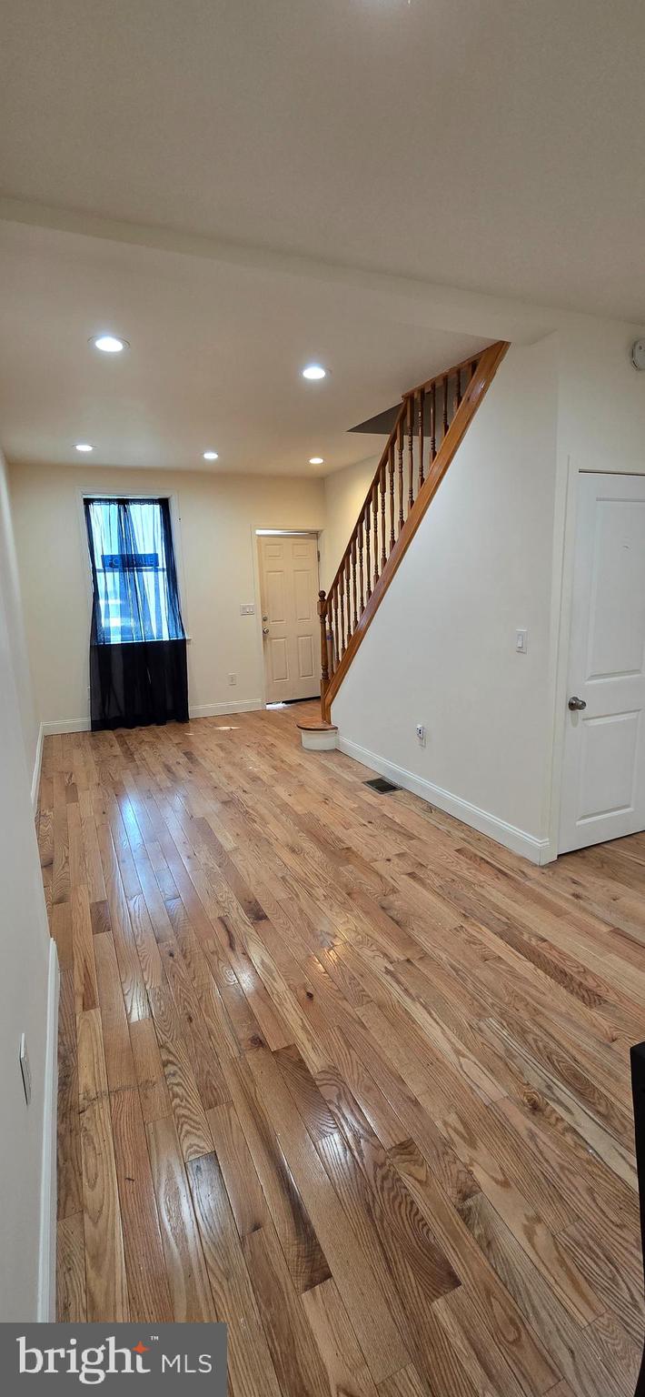 PORT RICHMOND - Residential