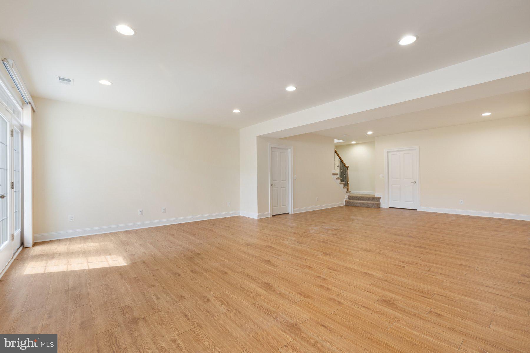 TALISMAN COURT - Residential Lease