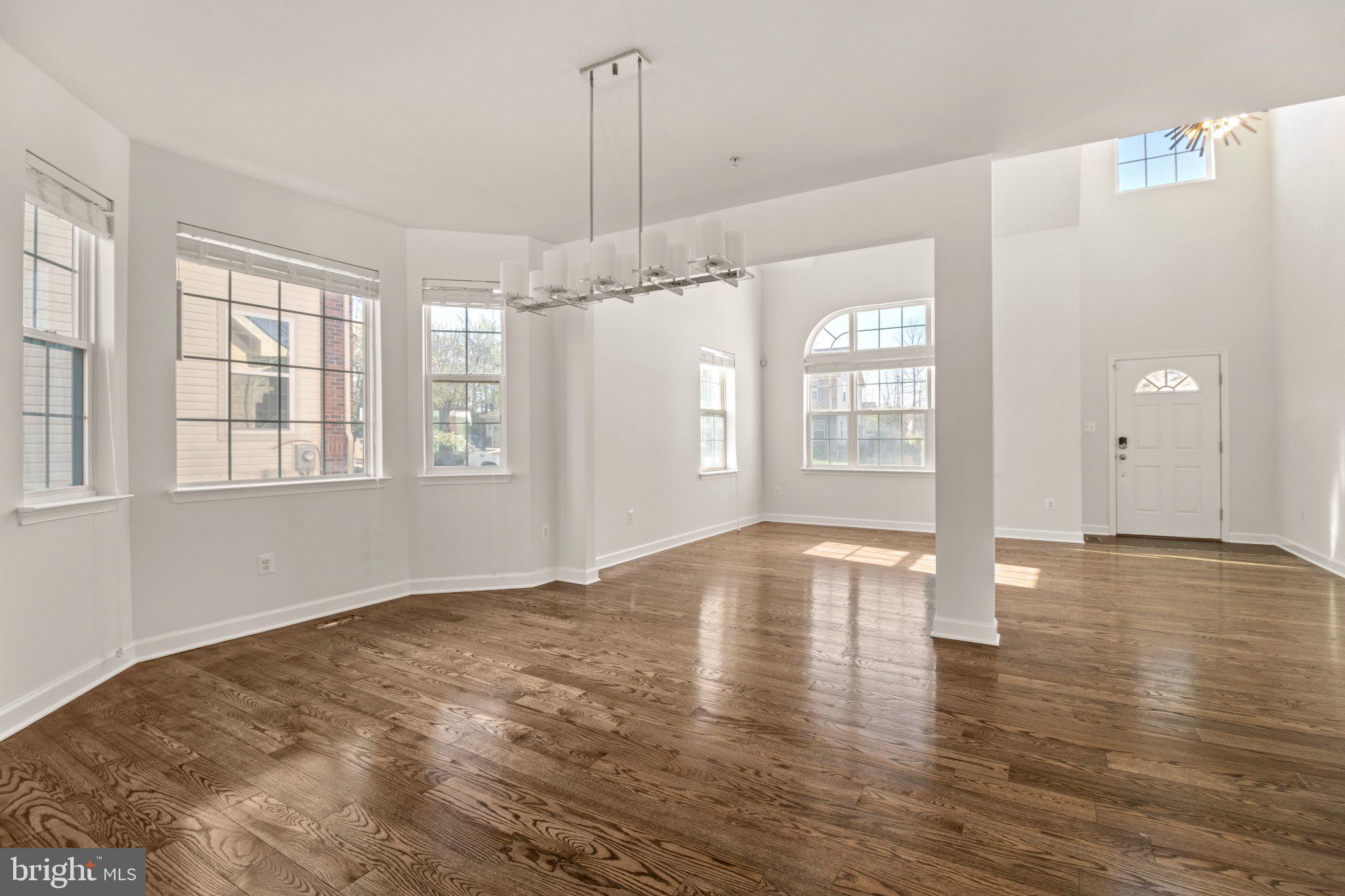 ST. CHARLES, GLENEAGLES SOUTH - Residential