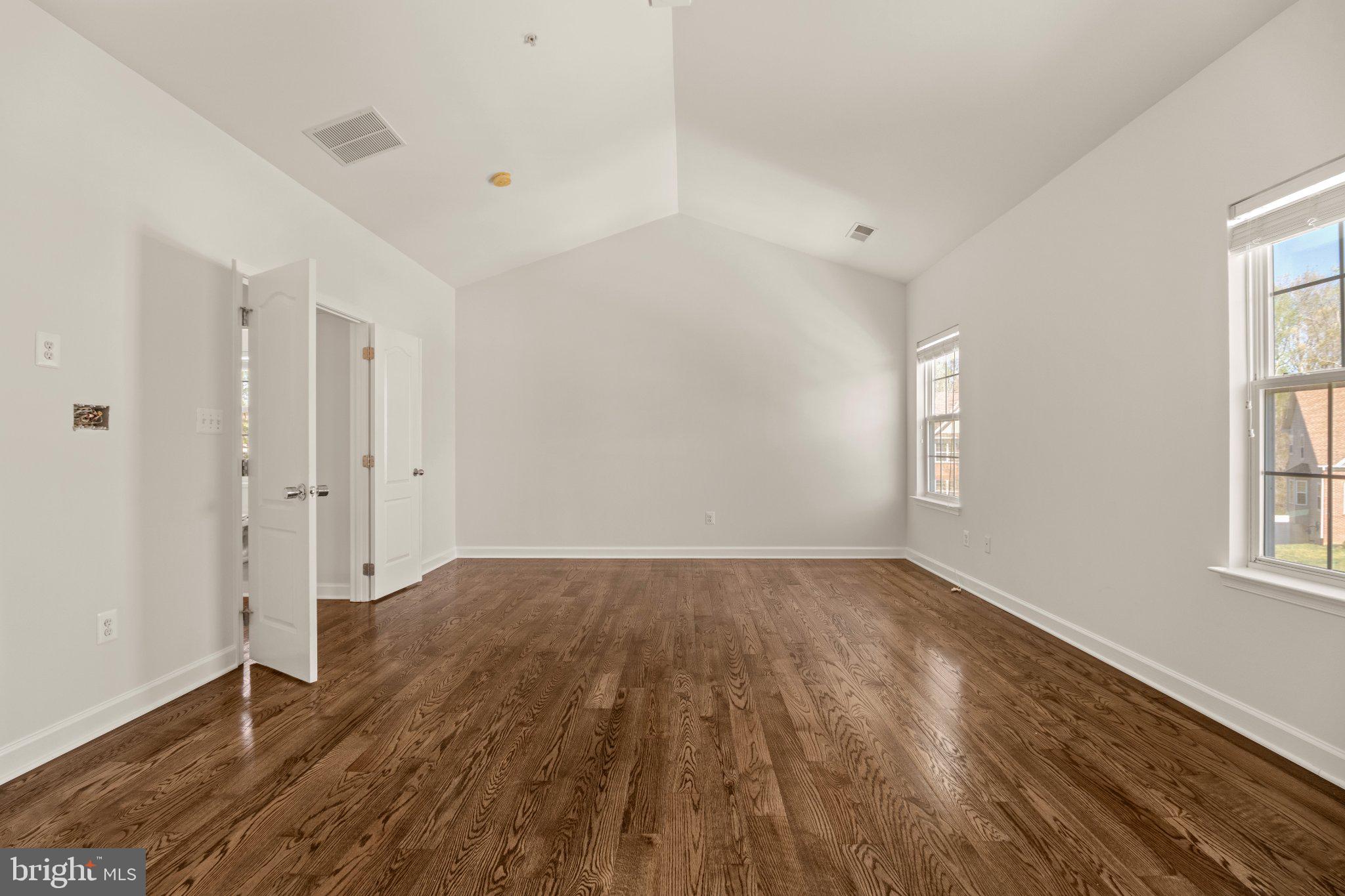 ST. CHARLES, GLENEAGLES SOUTH - Residential