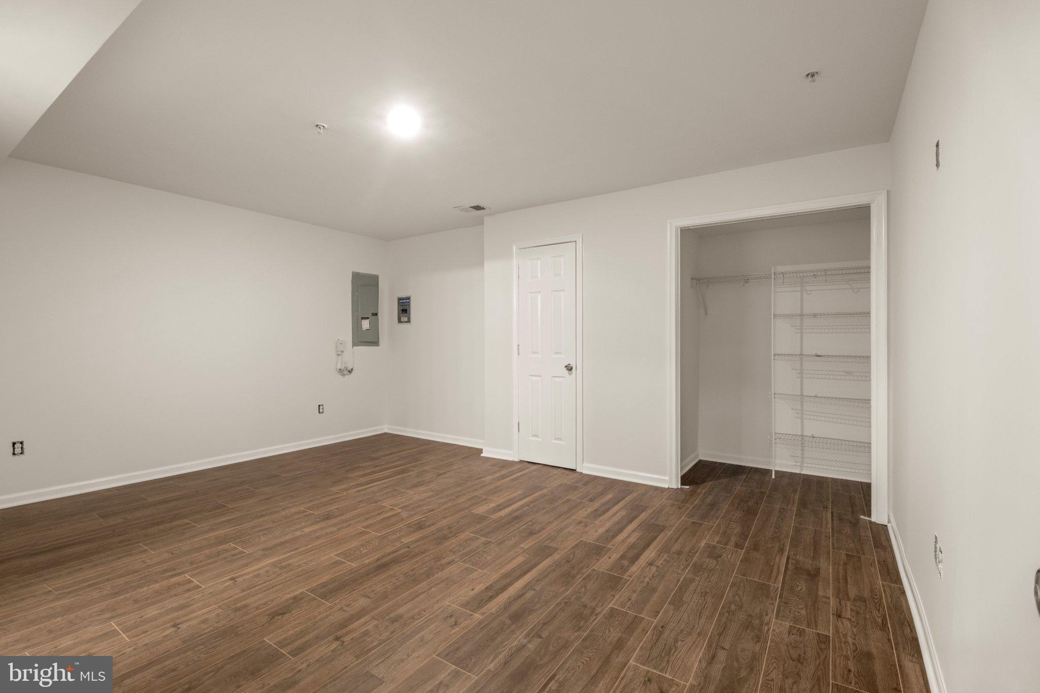 ST. CHARLES, GLENEAGLES SOUTH - Residential