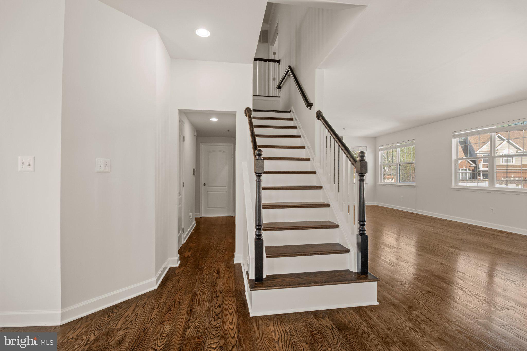 ST. CHARLES, GLENEAGLES SOUTH - Residential