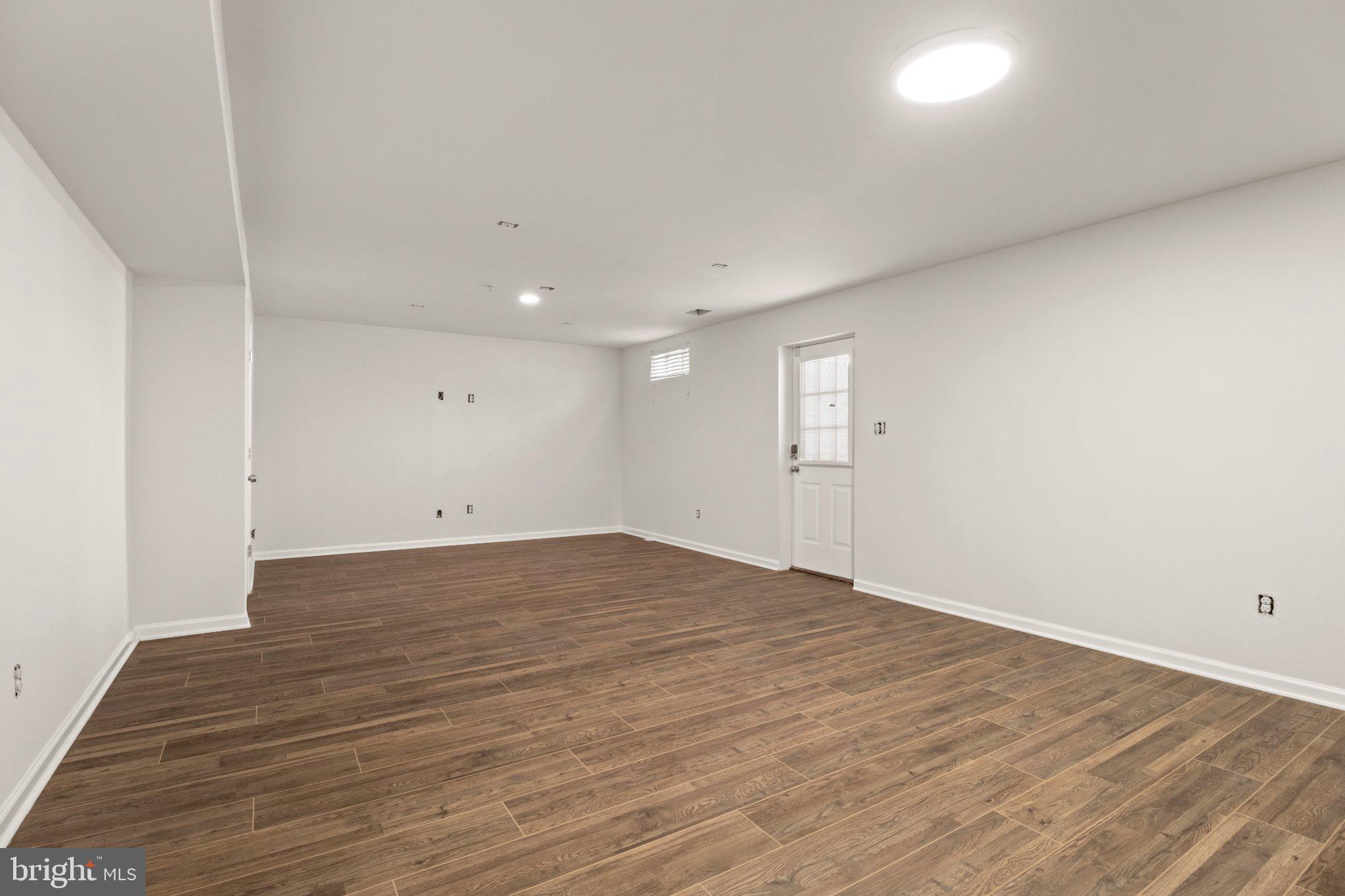 ST. CHARLES, GLENEAGLES SOUTH - Residential