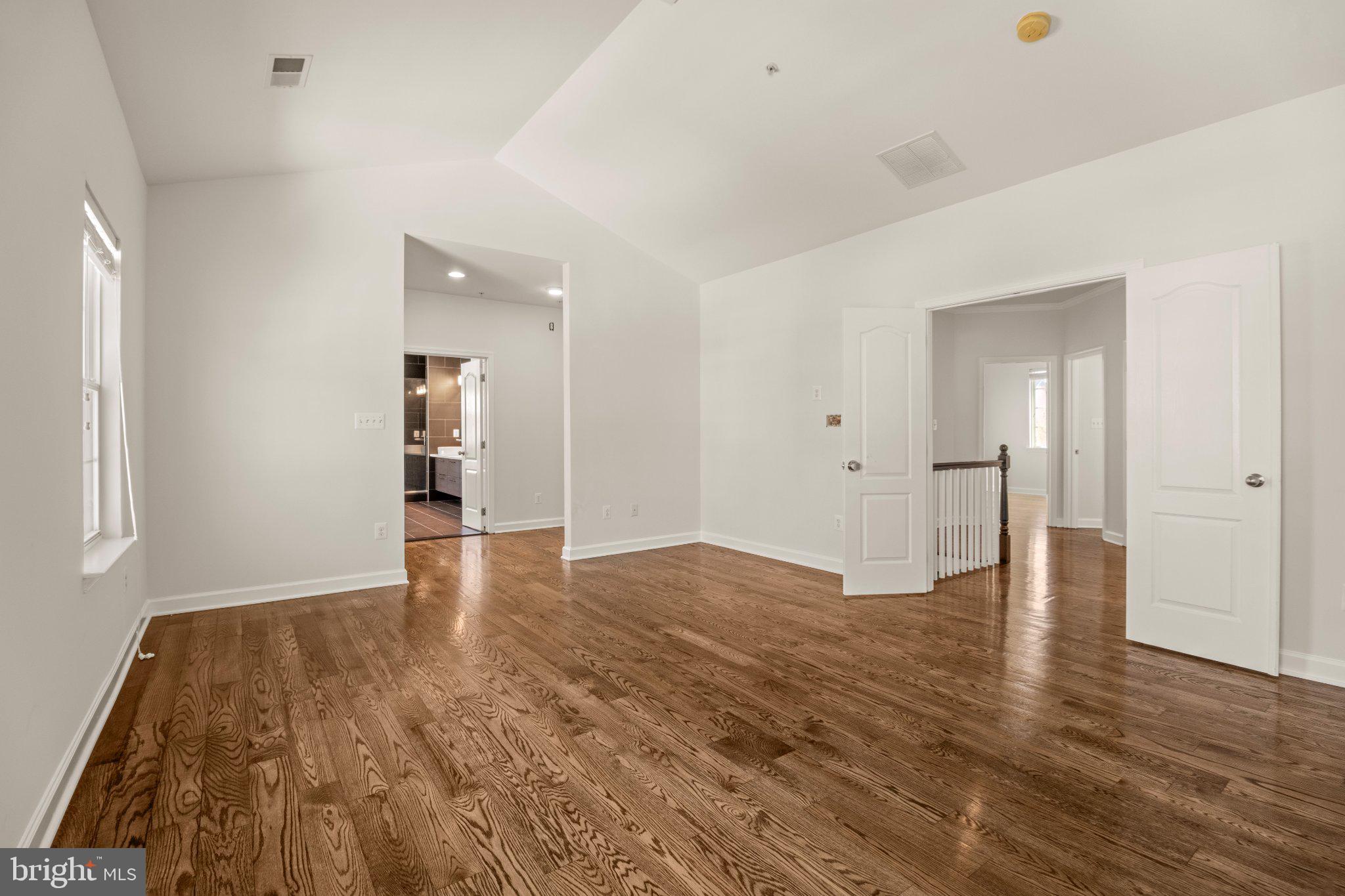 ST. CHARLES, GLENEAGLES SOUTH - Residential