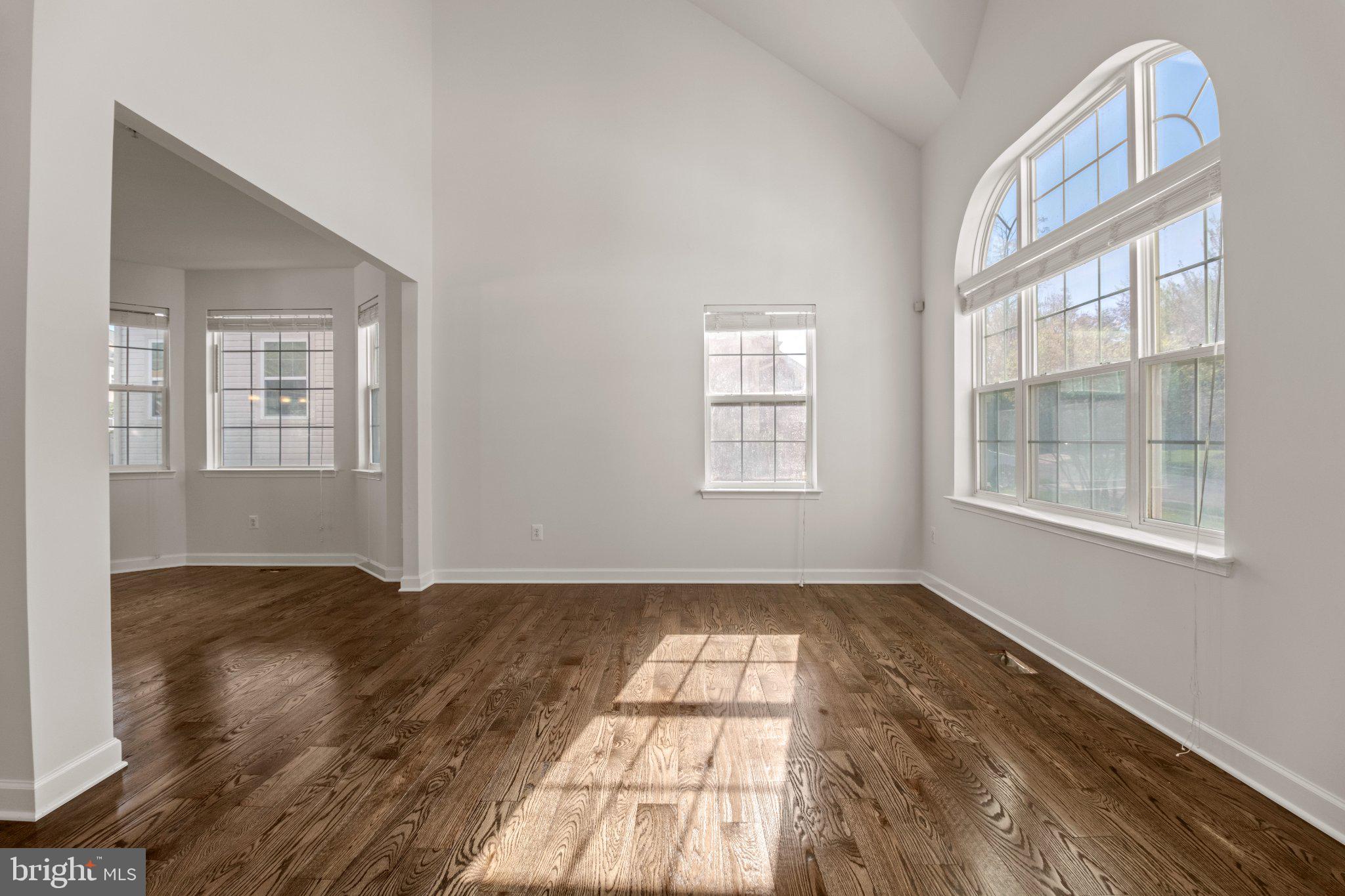 ST. CHARLES, GLENEAGLES SOUTH - Residential