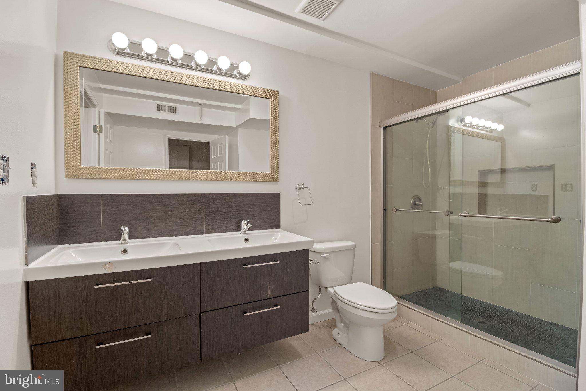 ST. CHARLES, GLENEAGLES SOUTH - Residential