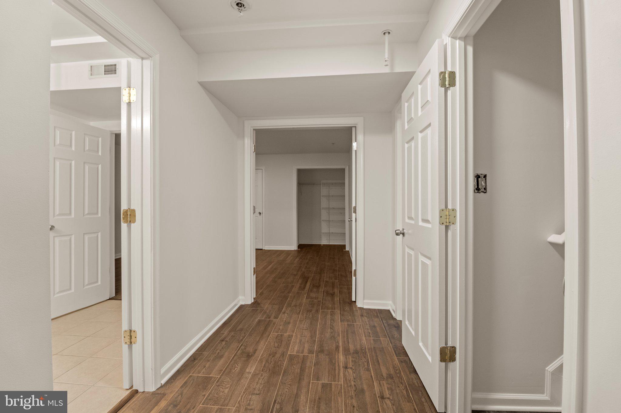 ST. CHARLES, GLENEAGLES SOUTH - Residential