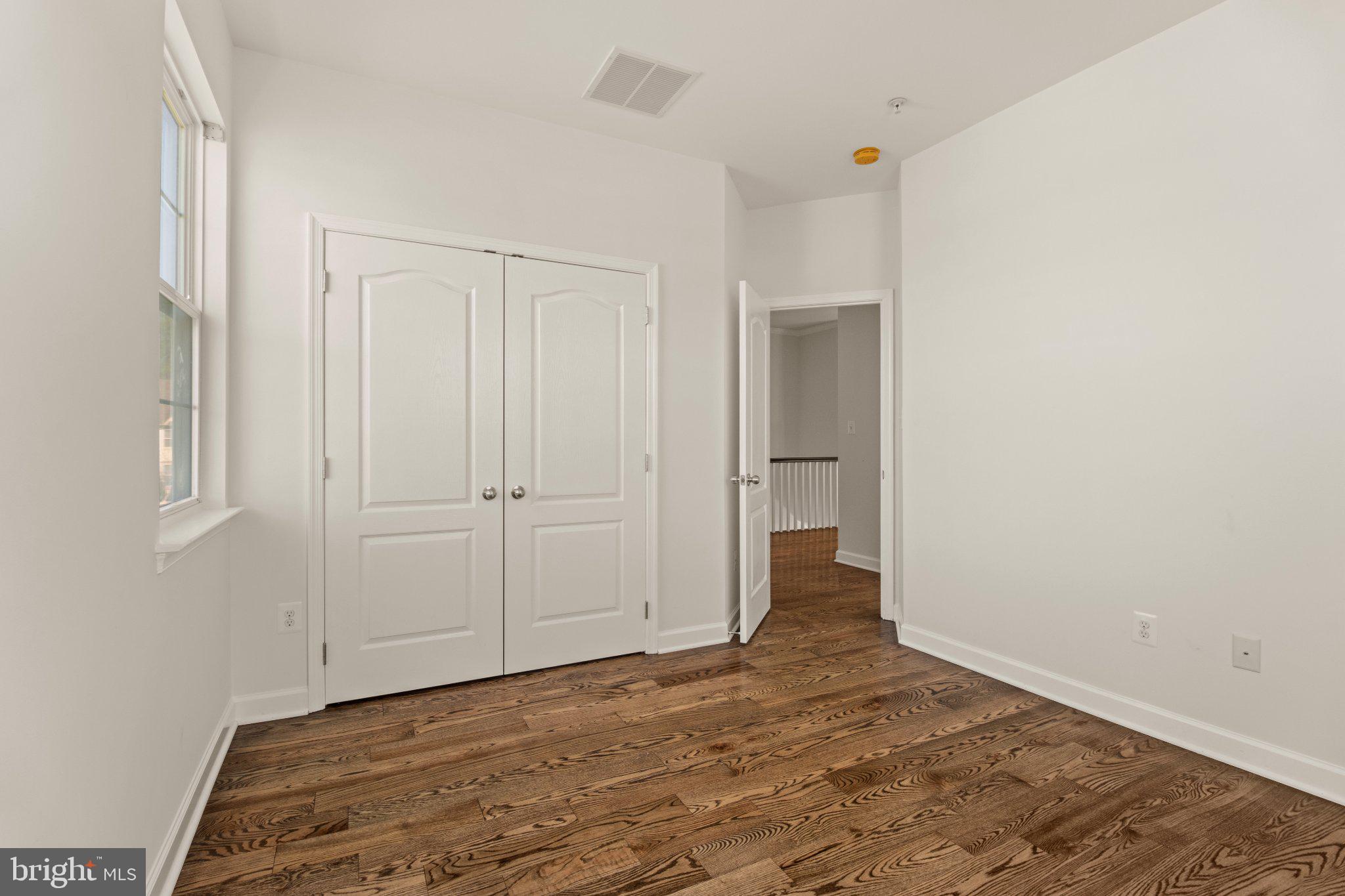 ST. CHARLES, GLENEAGLES SOUTH - Residential