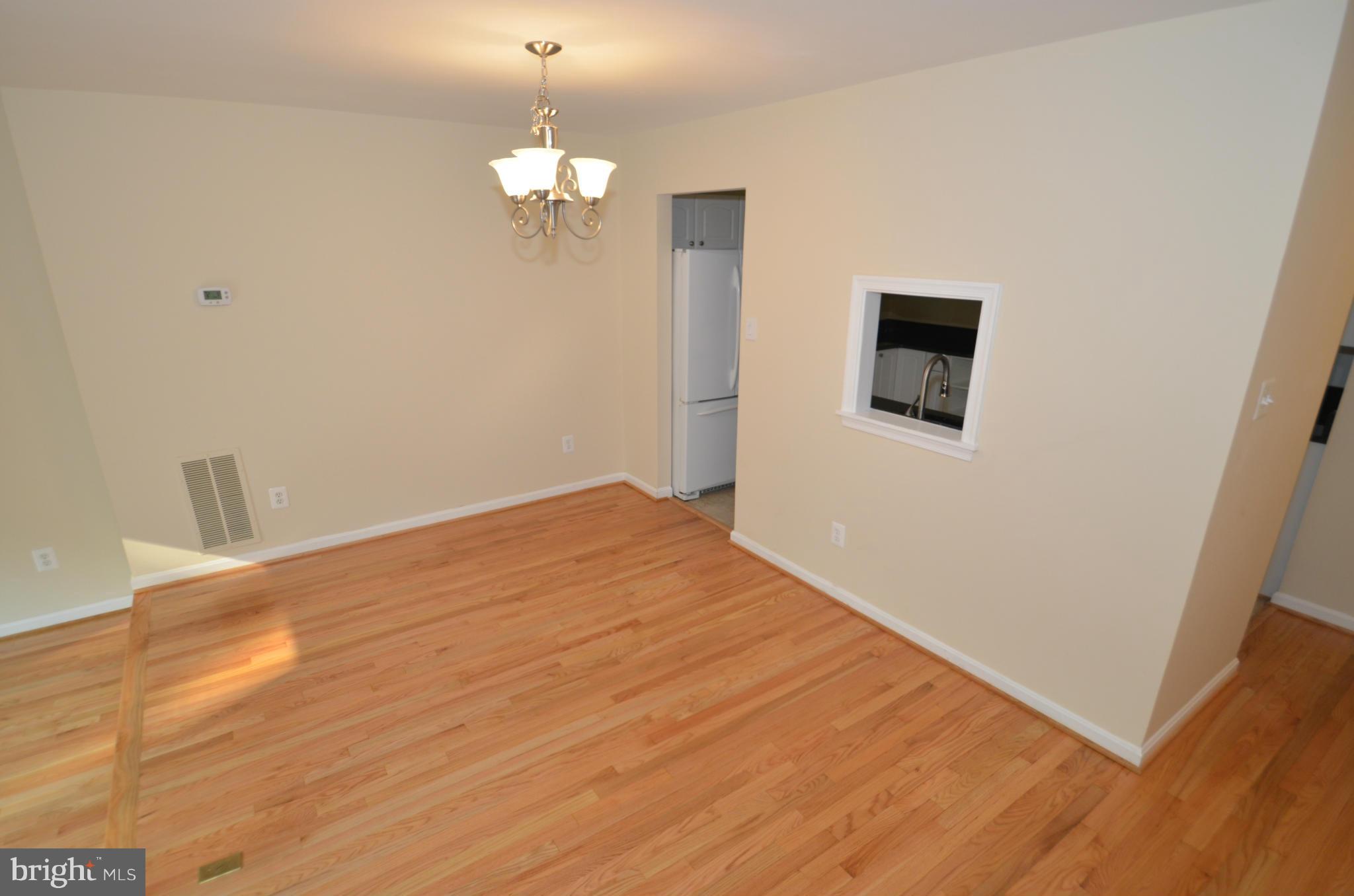 PINEWOOD STATION - Residential