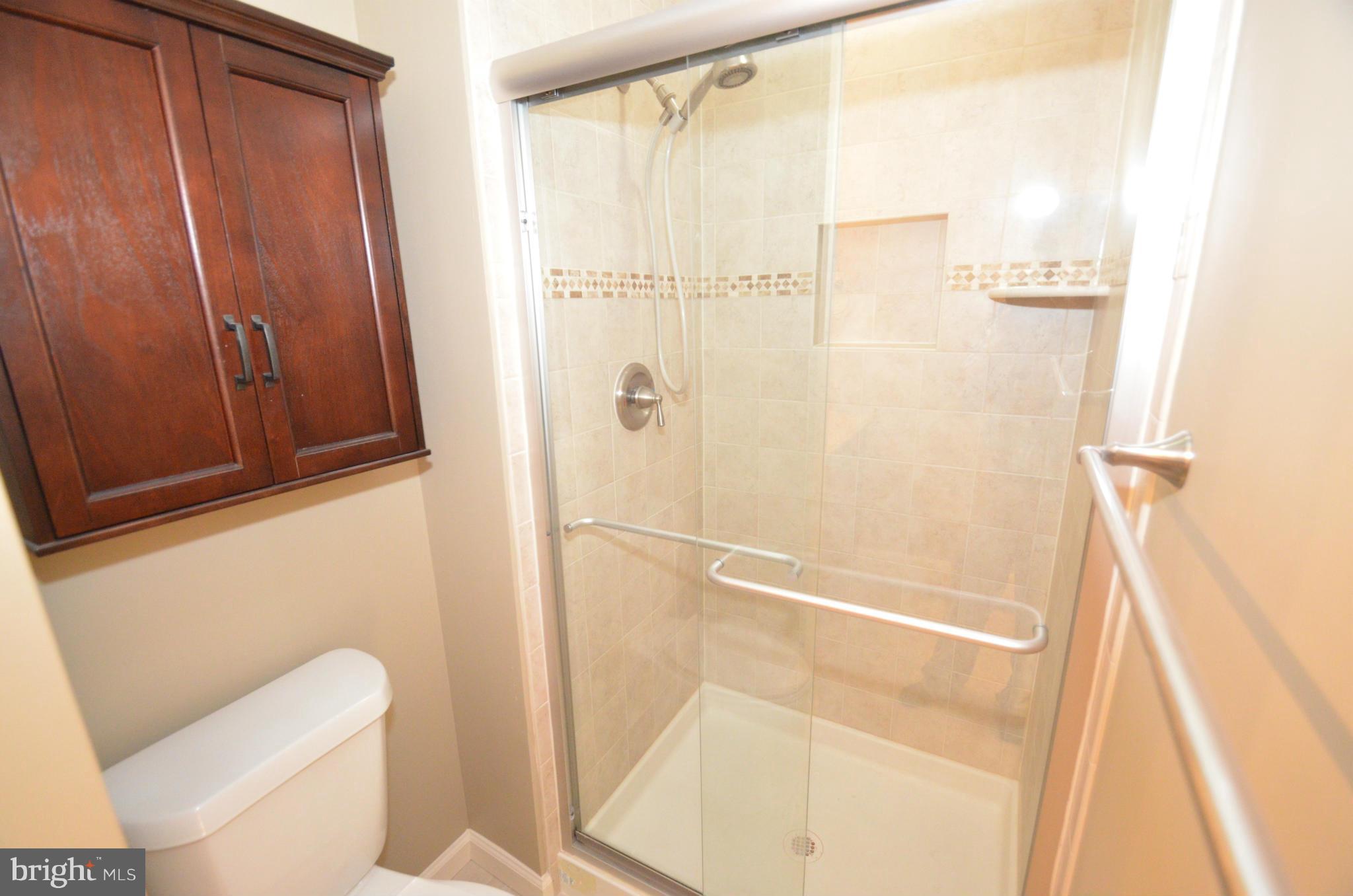 PINEWOOD STATION - Residential