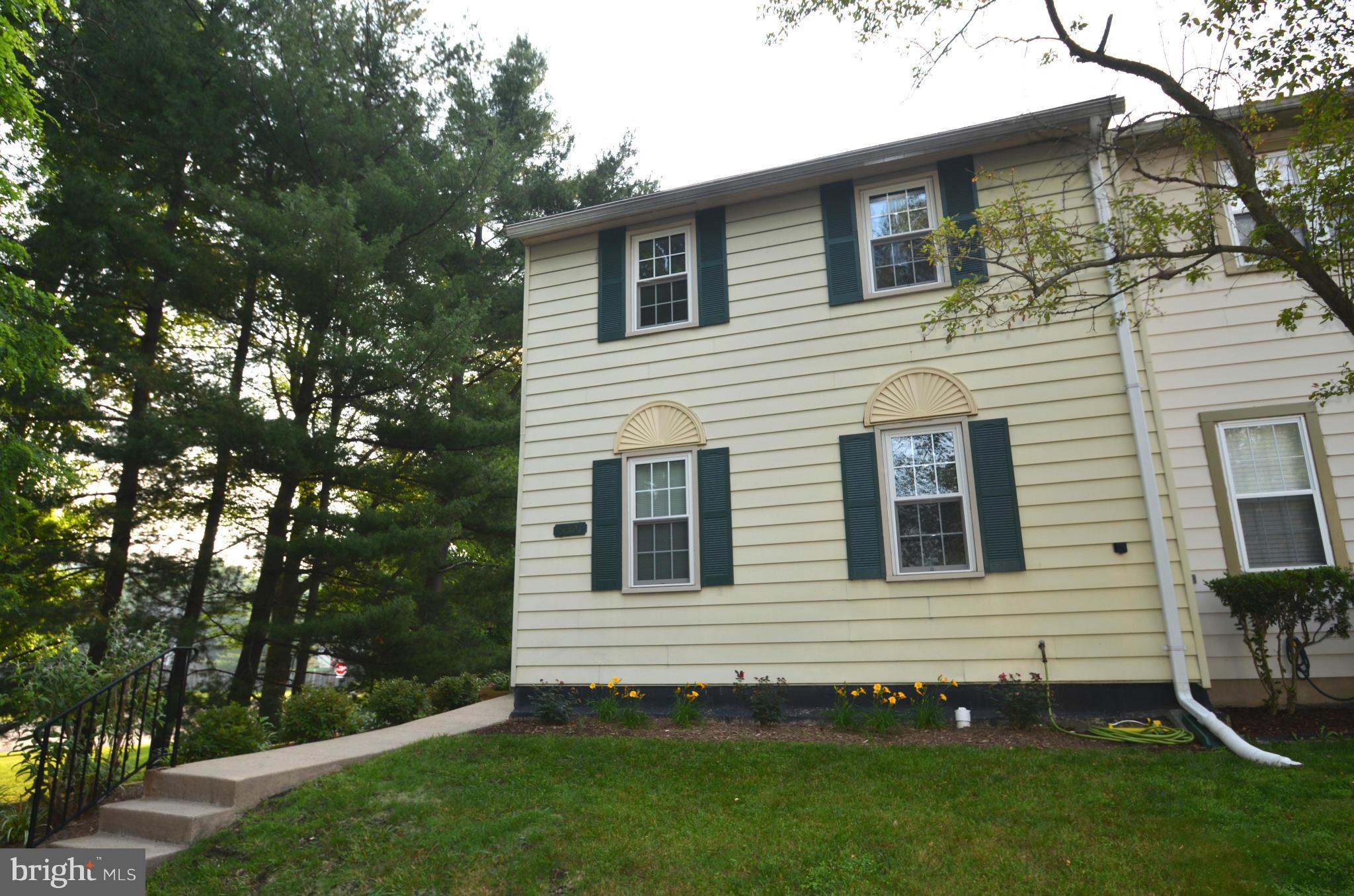 PINEWOOD STATION - Residential