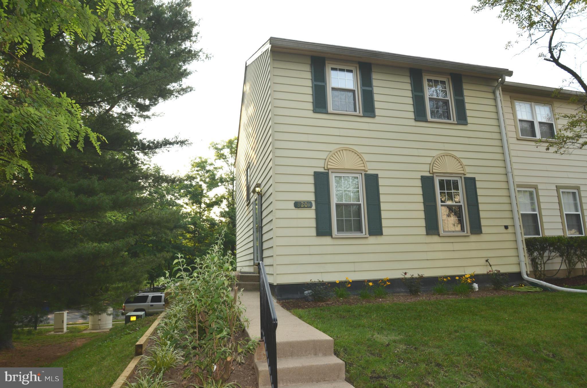 PINEWOOD STATION - Residential