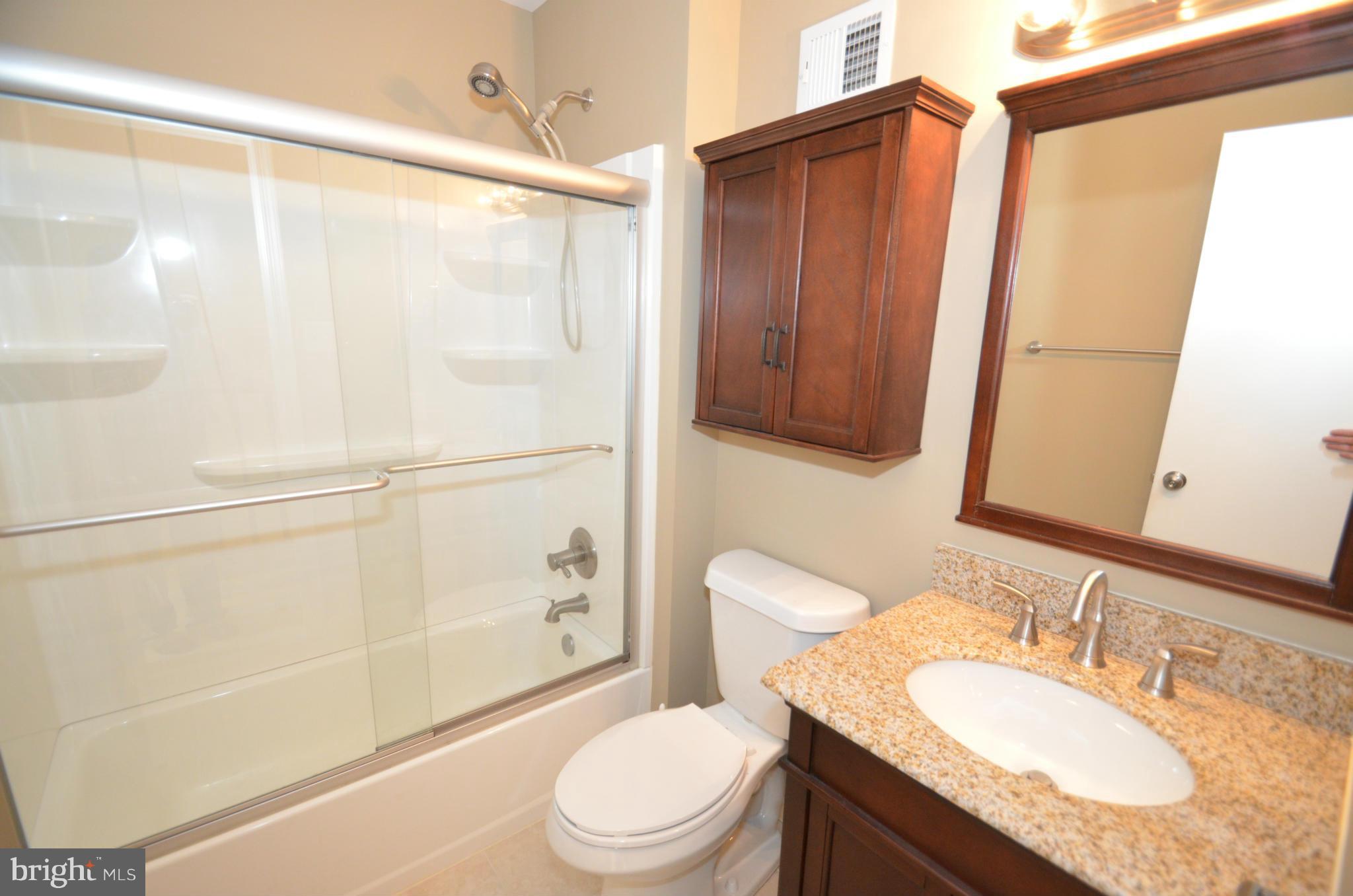 PINEWOOD STATION - Residential