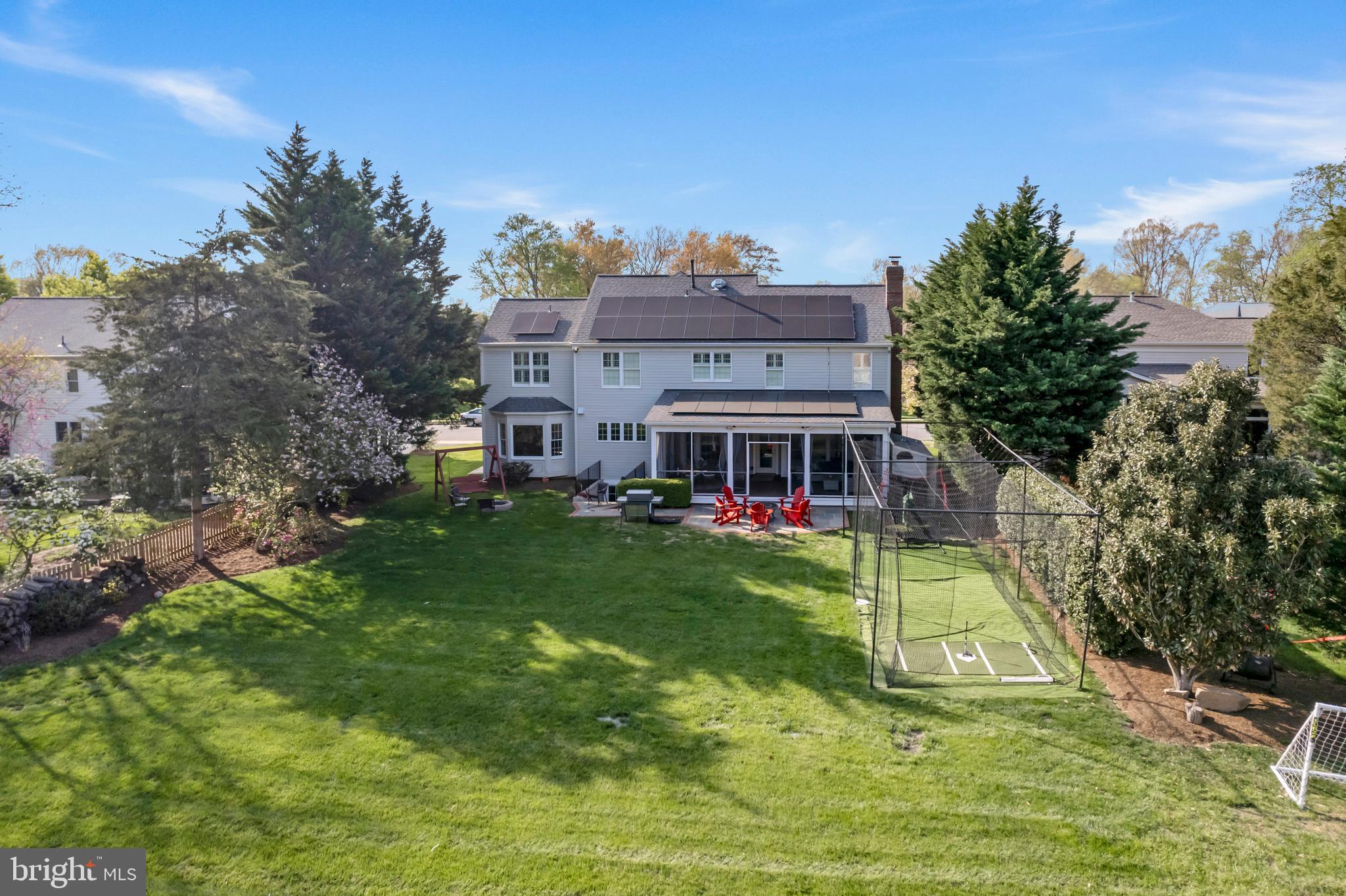 MONROE MANOR - Residential