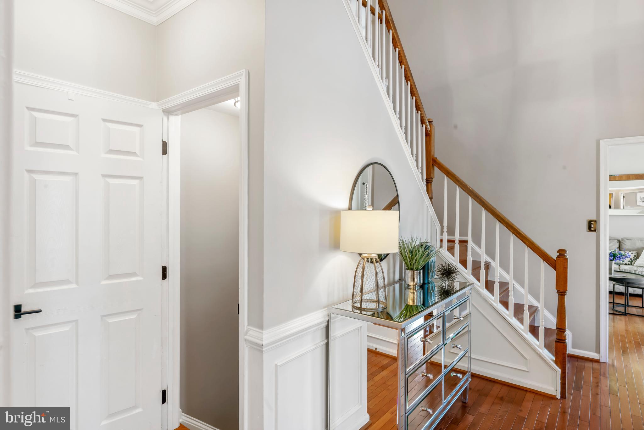 MONROE MANOR - Residential