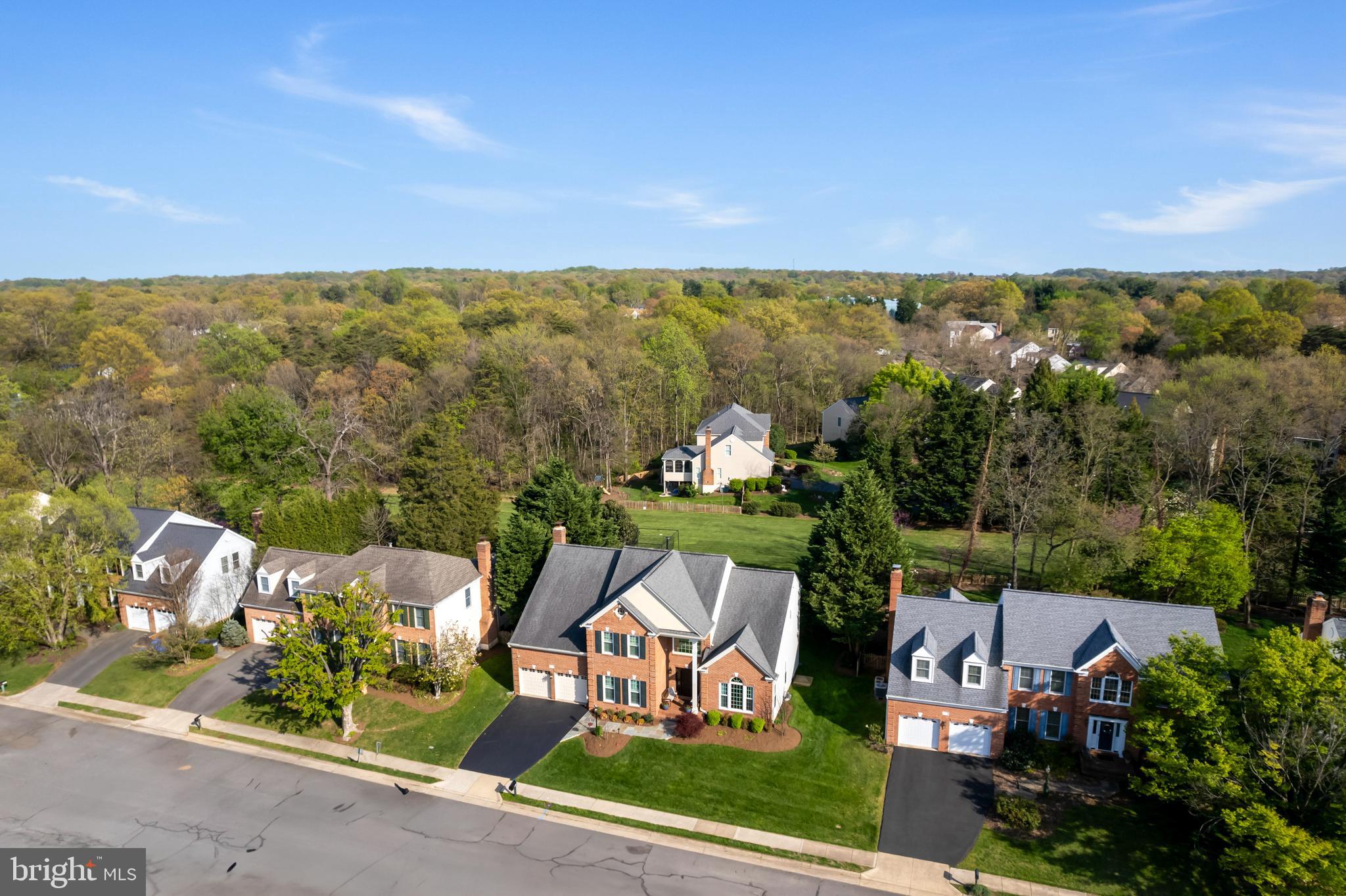 MONROE MANOR - Residential