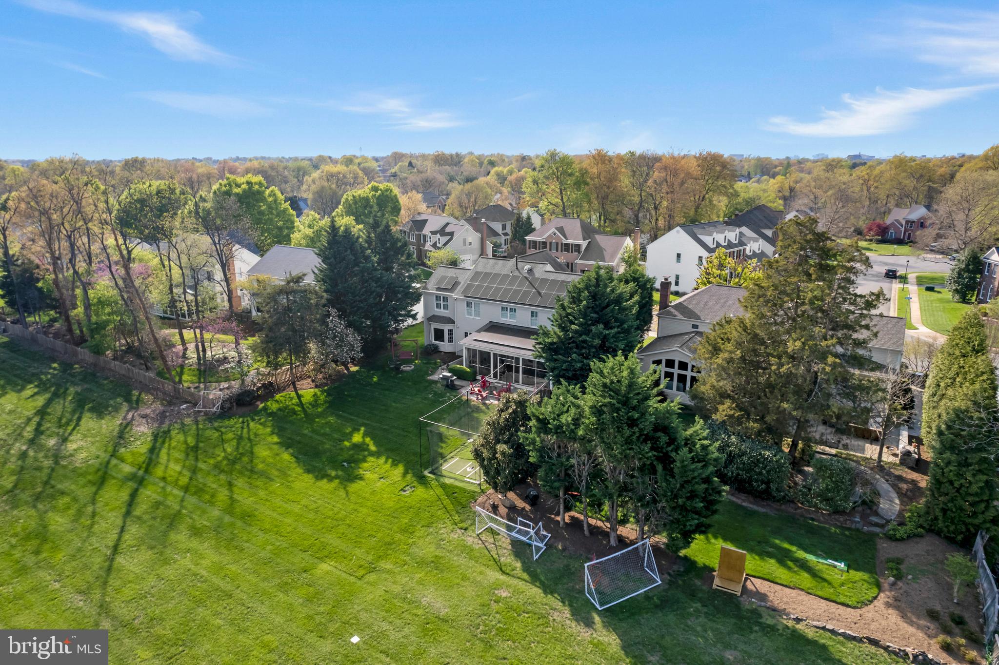 MONROE MANOR - Residential