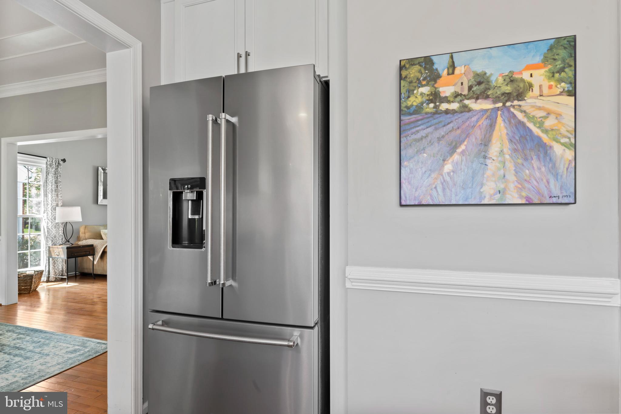 MONROE MANOR - Residential