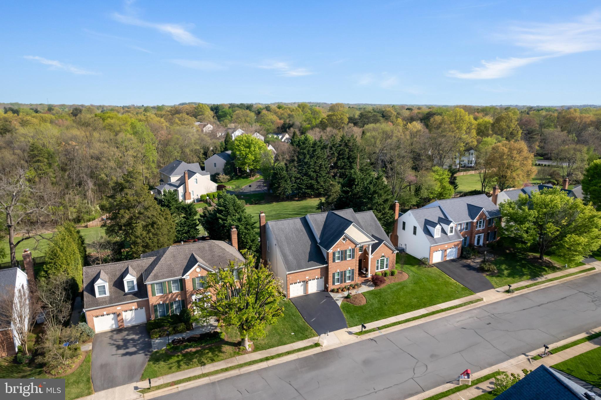 MONROE MANOR - Residential