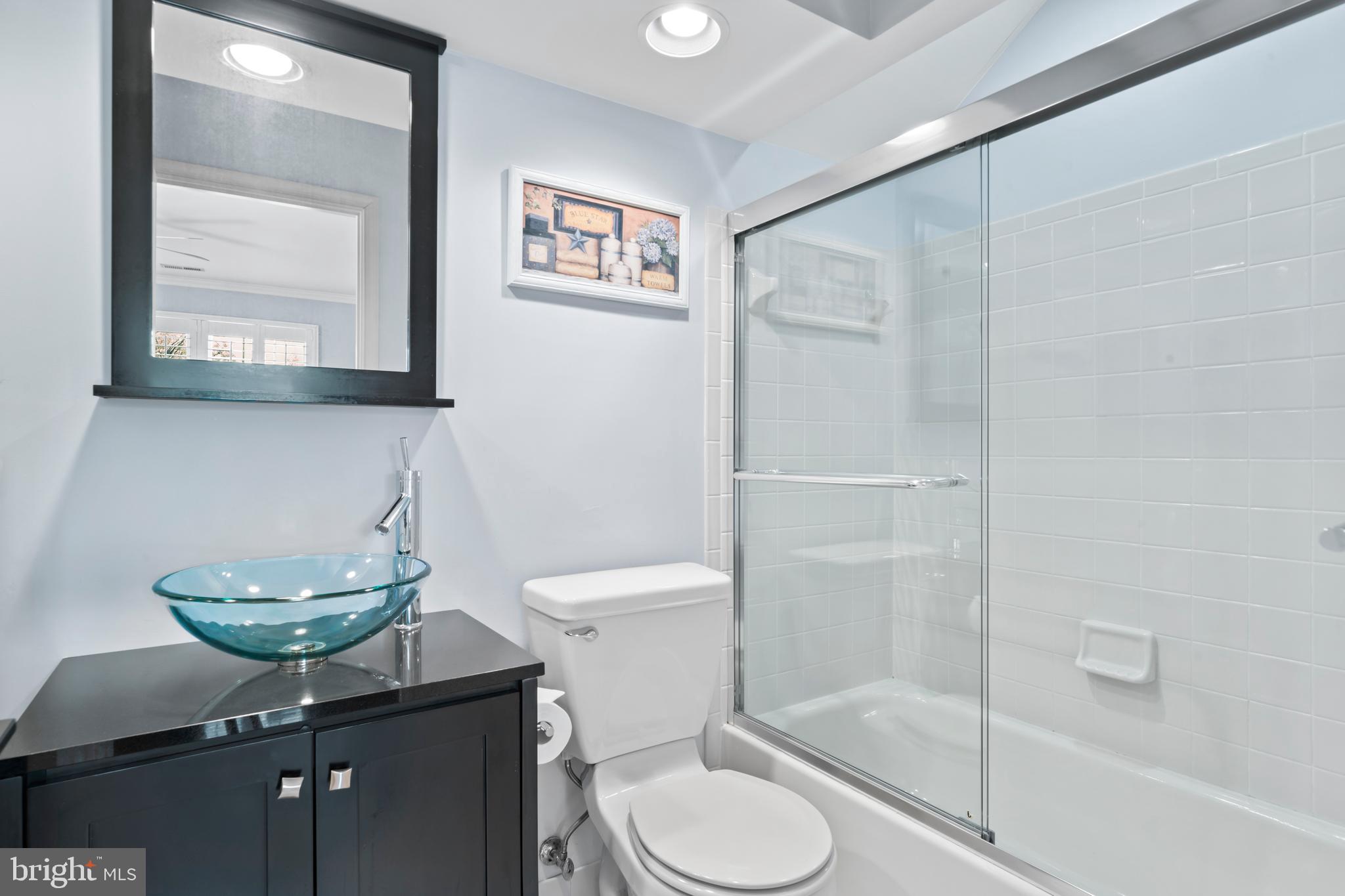 MONROE MANOR - Residential