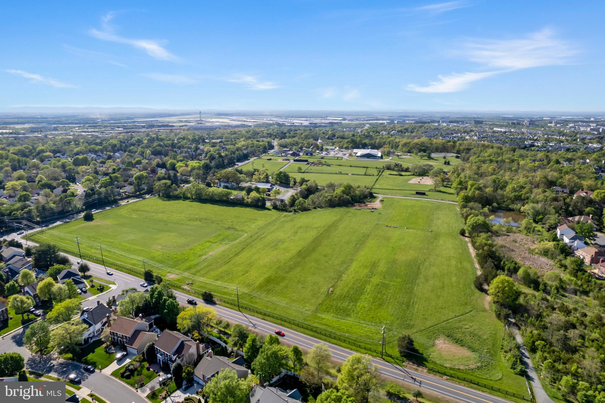 MONROE MANOR - Residential
